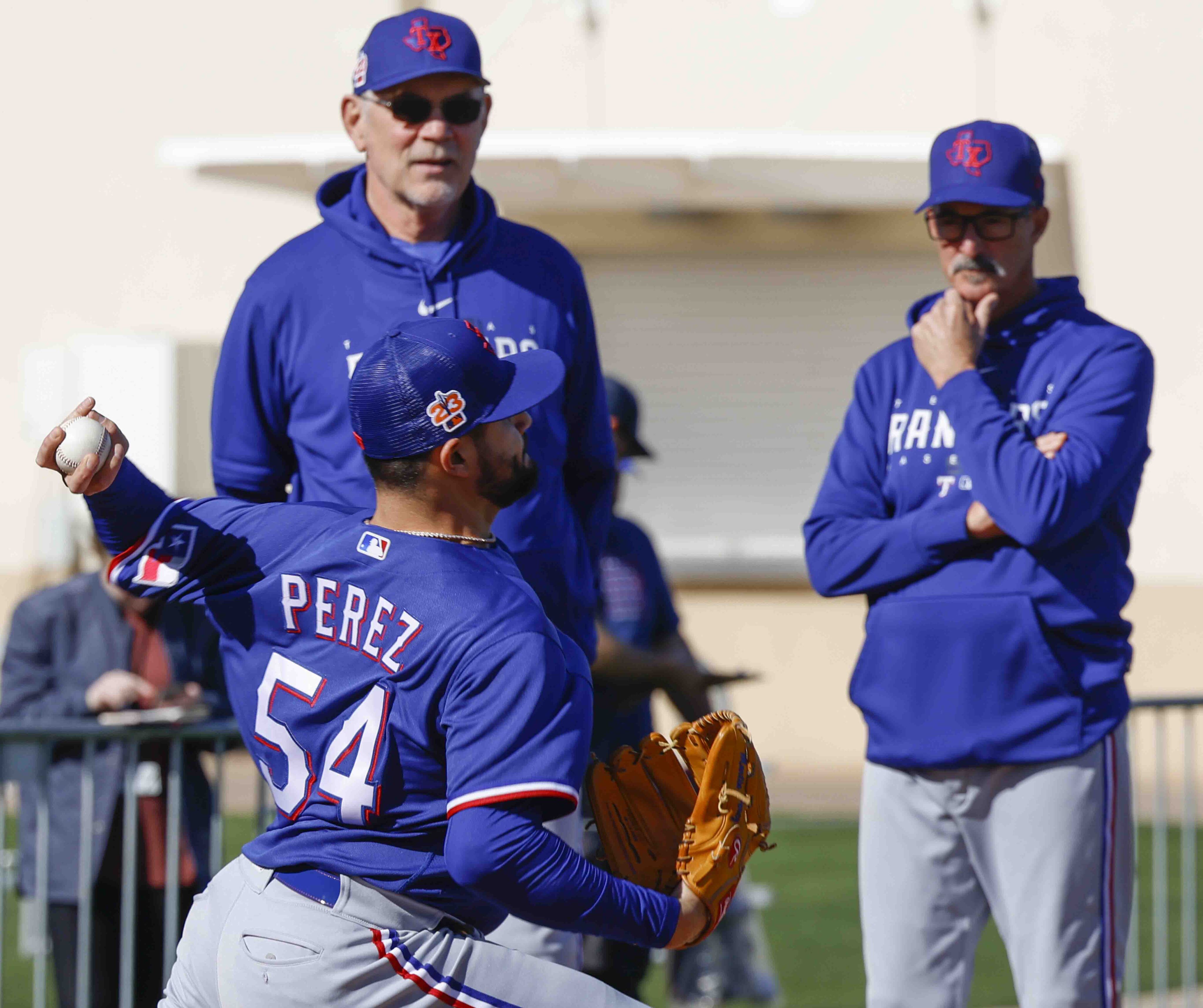 Photos Pitching legends collide! Rangers pitcher Jacob deGrom talks it