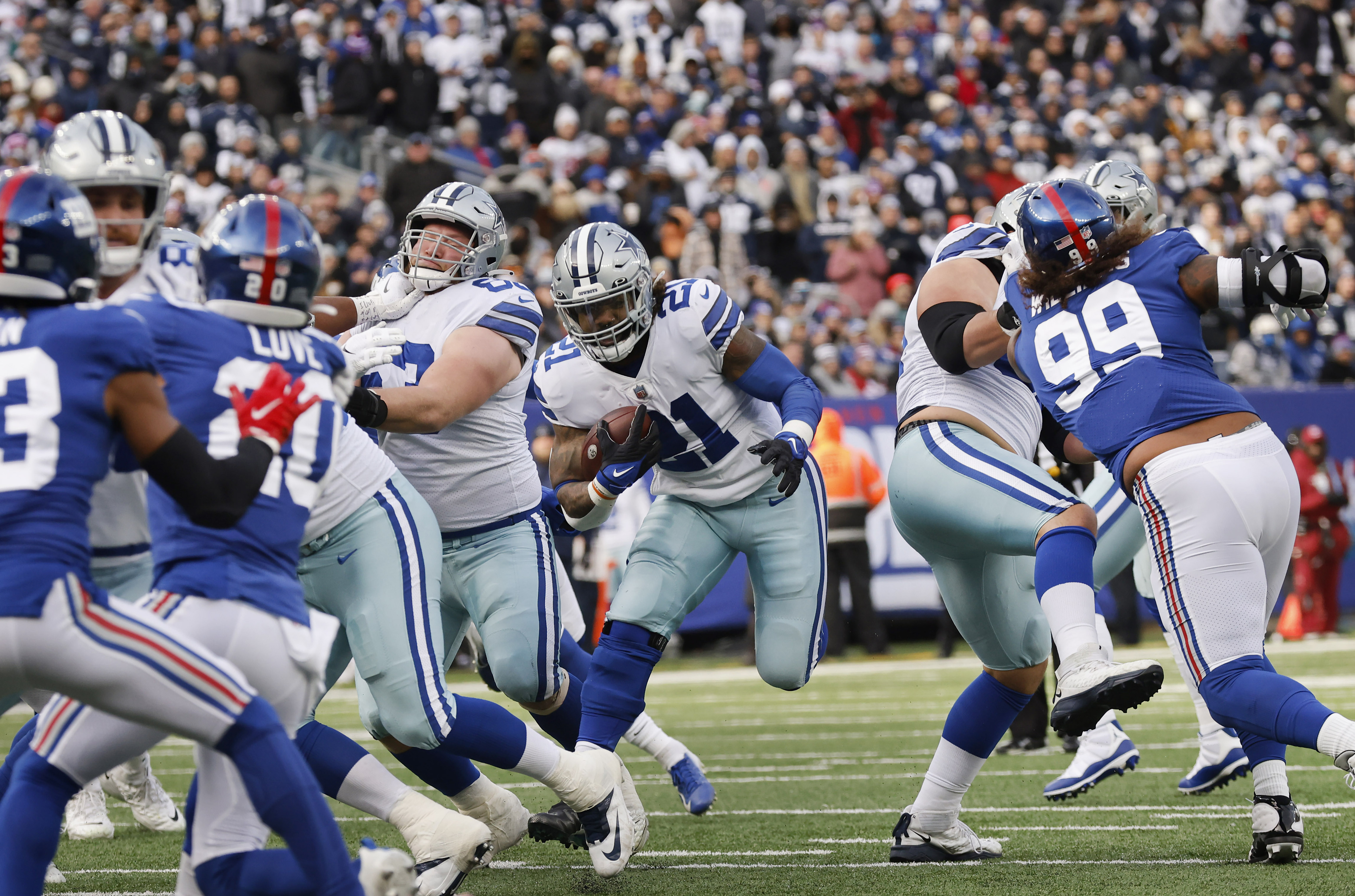 Ezekiel Elliott revives Cowboys' dormant running game with best performance  in months