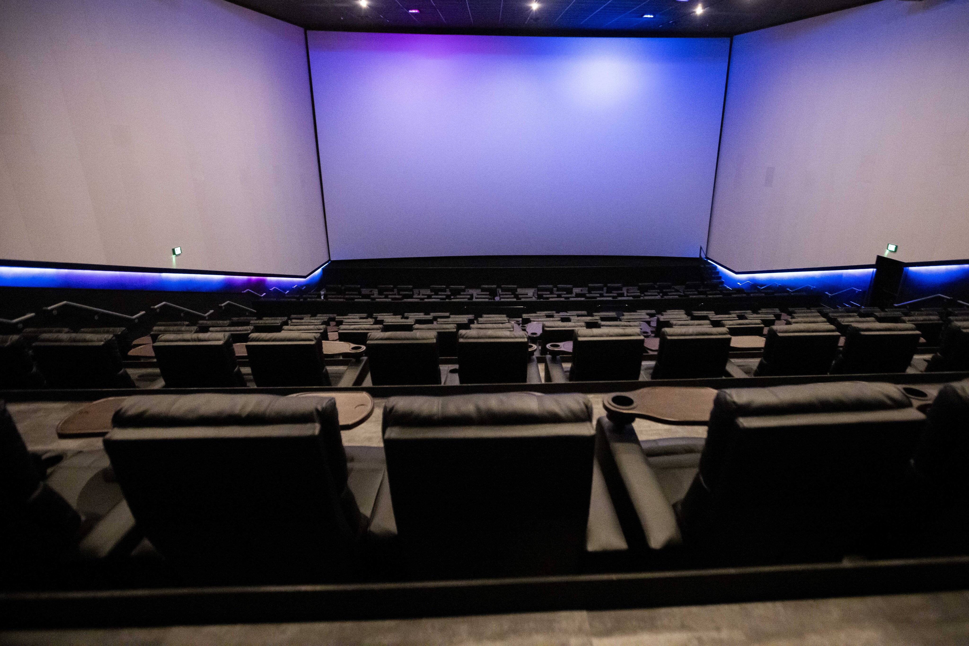 Photos: B&B Theatres, one of the largest movie theater screens in North  America opens in Red Oak