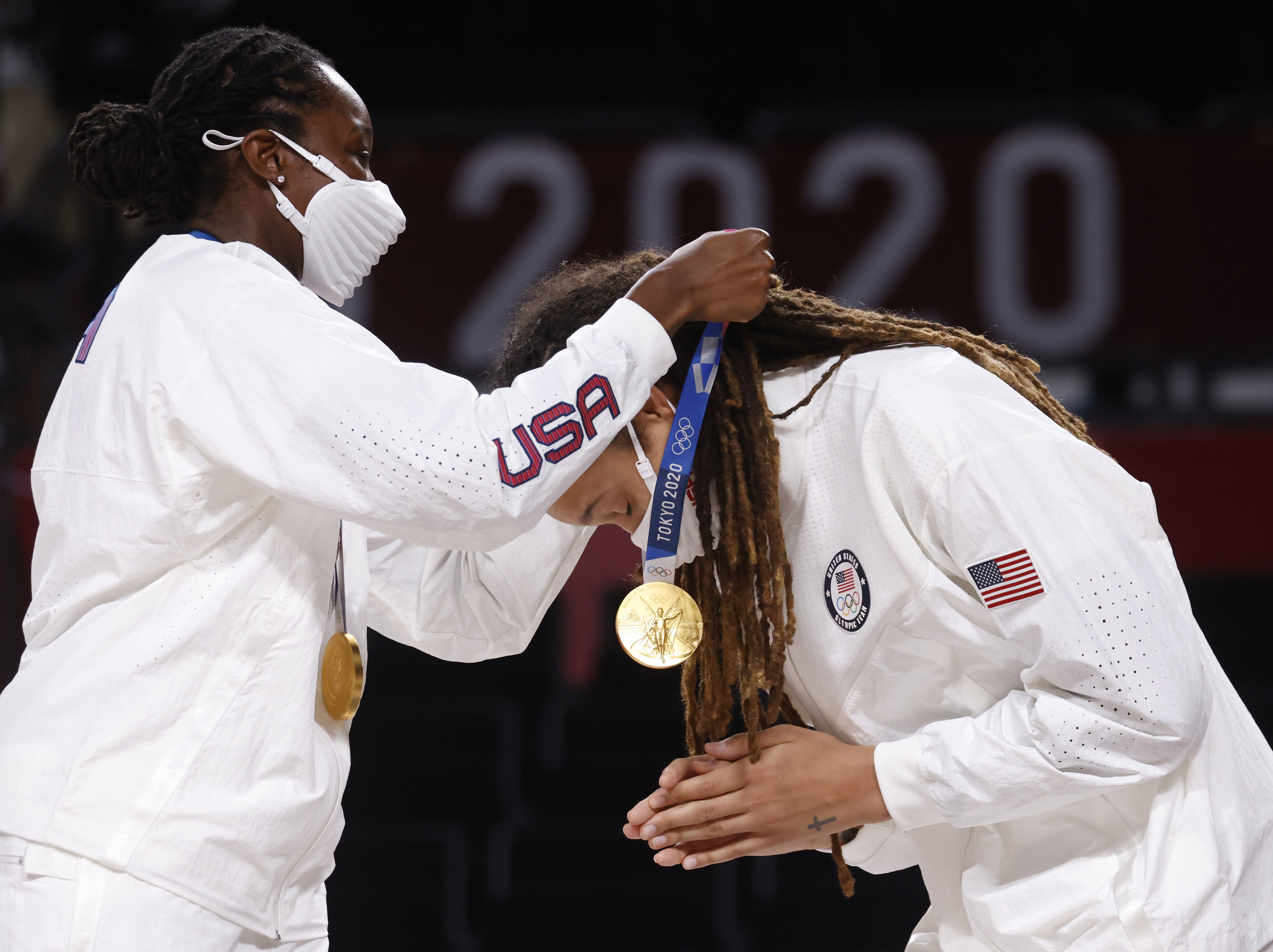 Texan Brittney Griner Leads U S Women S Basketball To Seventh Consecutive Olympic Gold Medal