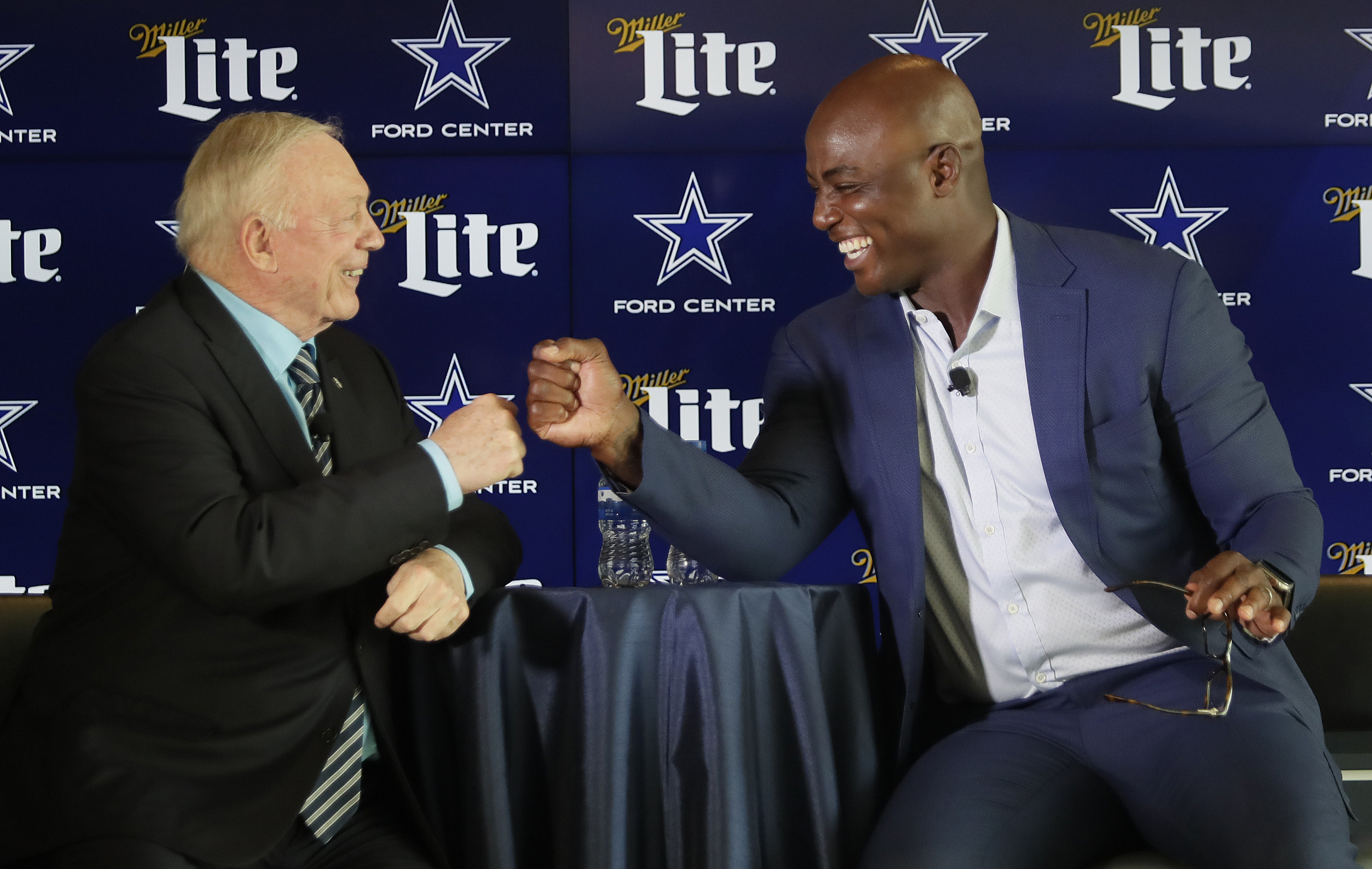 Pro Football Hall of Famer DeMarcus Ware will be newest addition to Cowboys  Ring of Honor