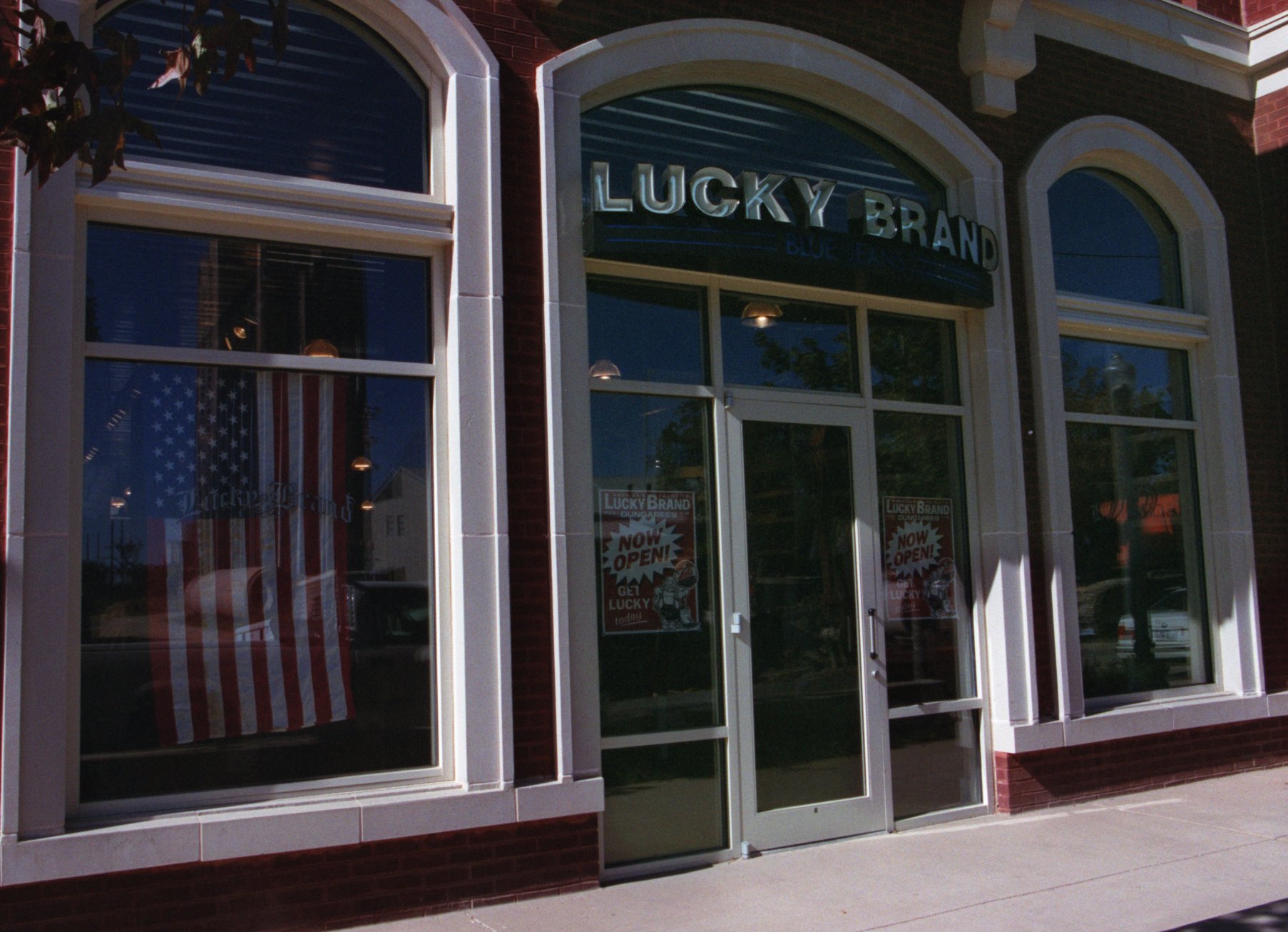 Lucky Brand Bankruptcy: Store Closings and 6 Other Things to Know