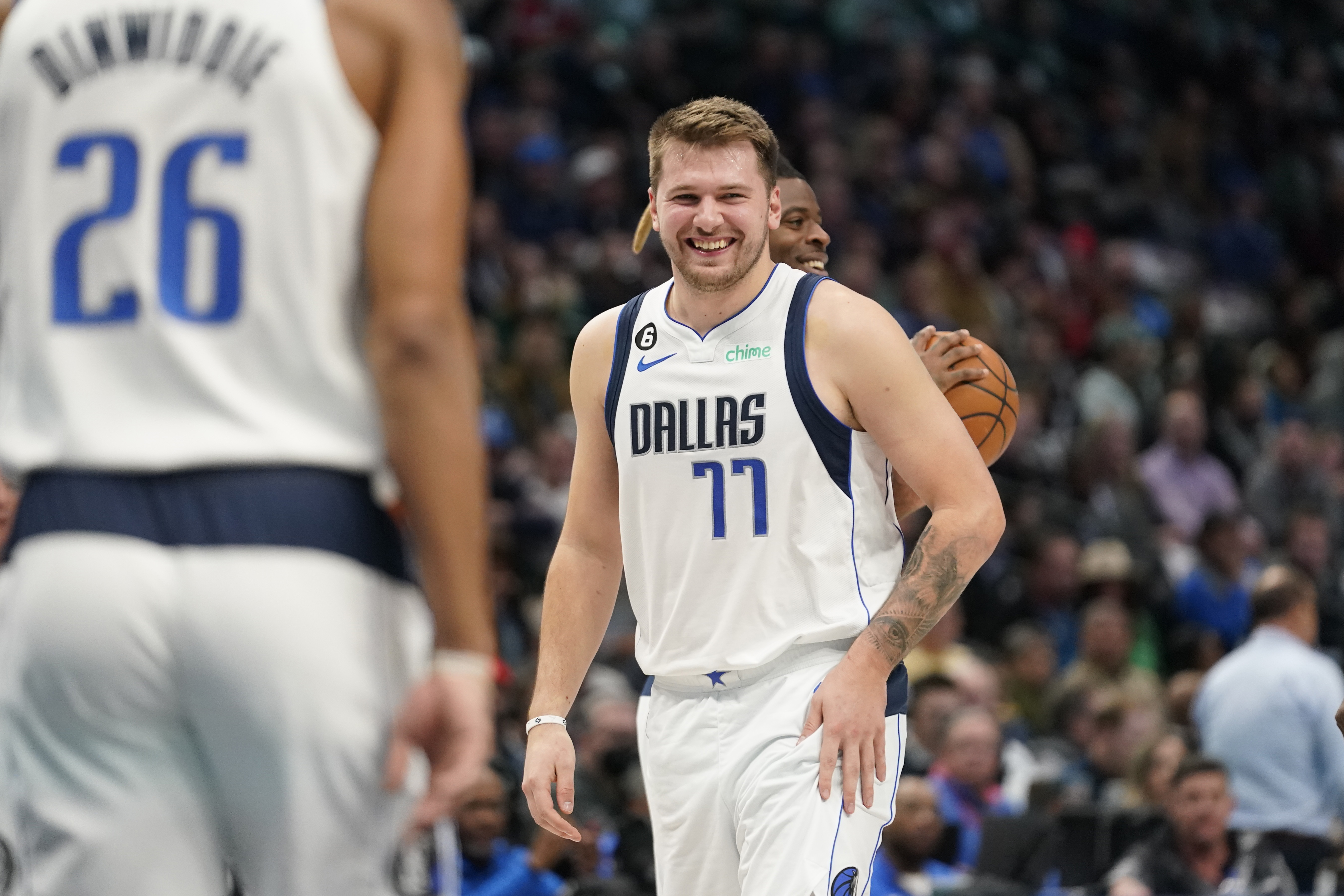Shoulda known Luka was dropping 50 when he pulled up in the new whip :  r/Mavericks