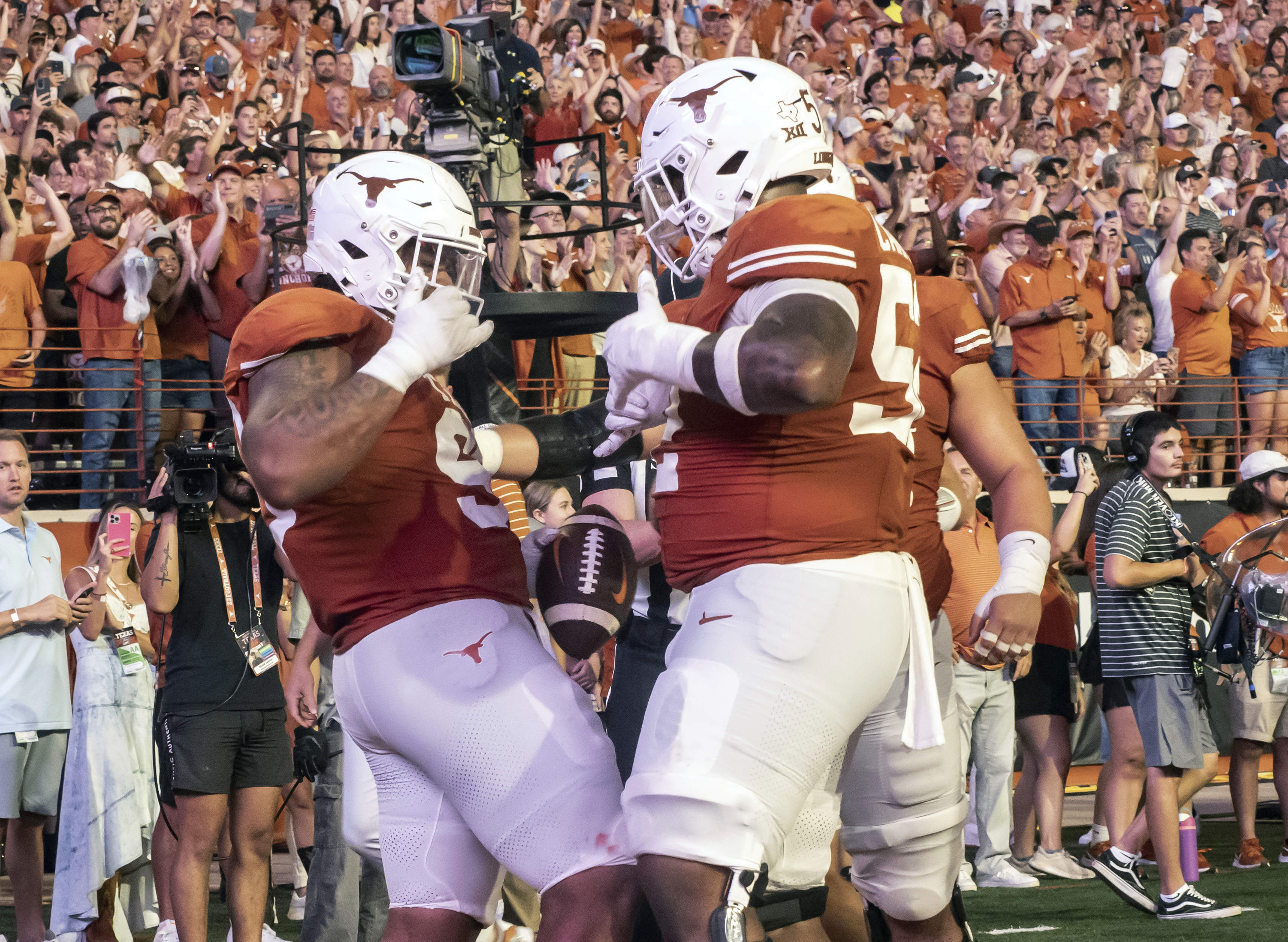 Texas football: Takeaways from Day 1 of training camp