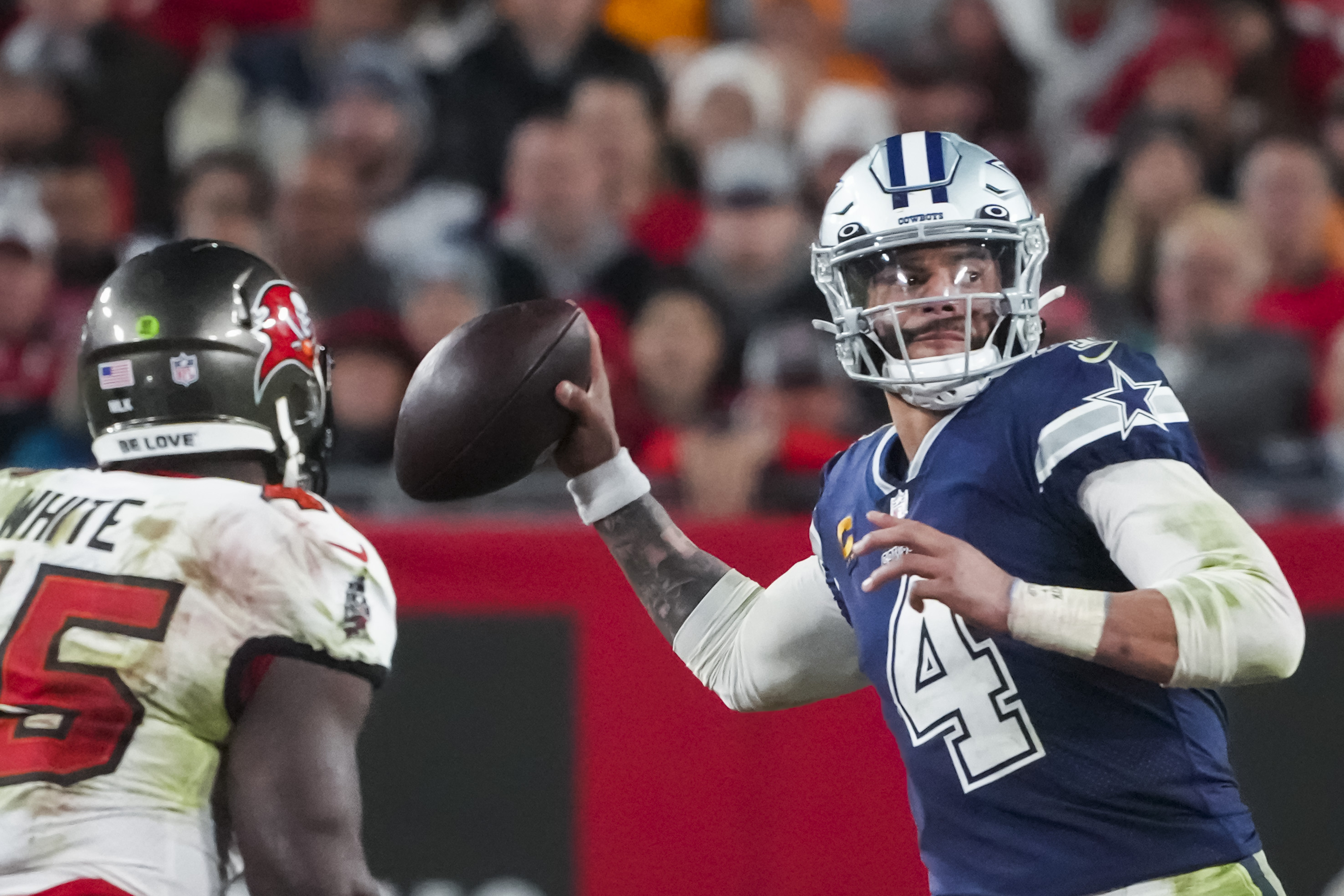 Cowboys chased off ghosts and a GOAT to live up to their potential vs.  Buccaneers