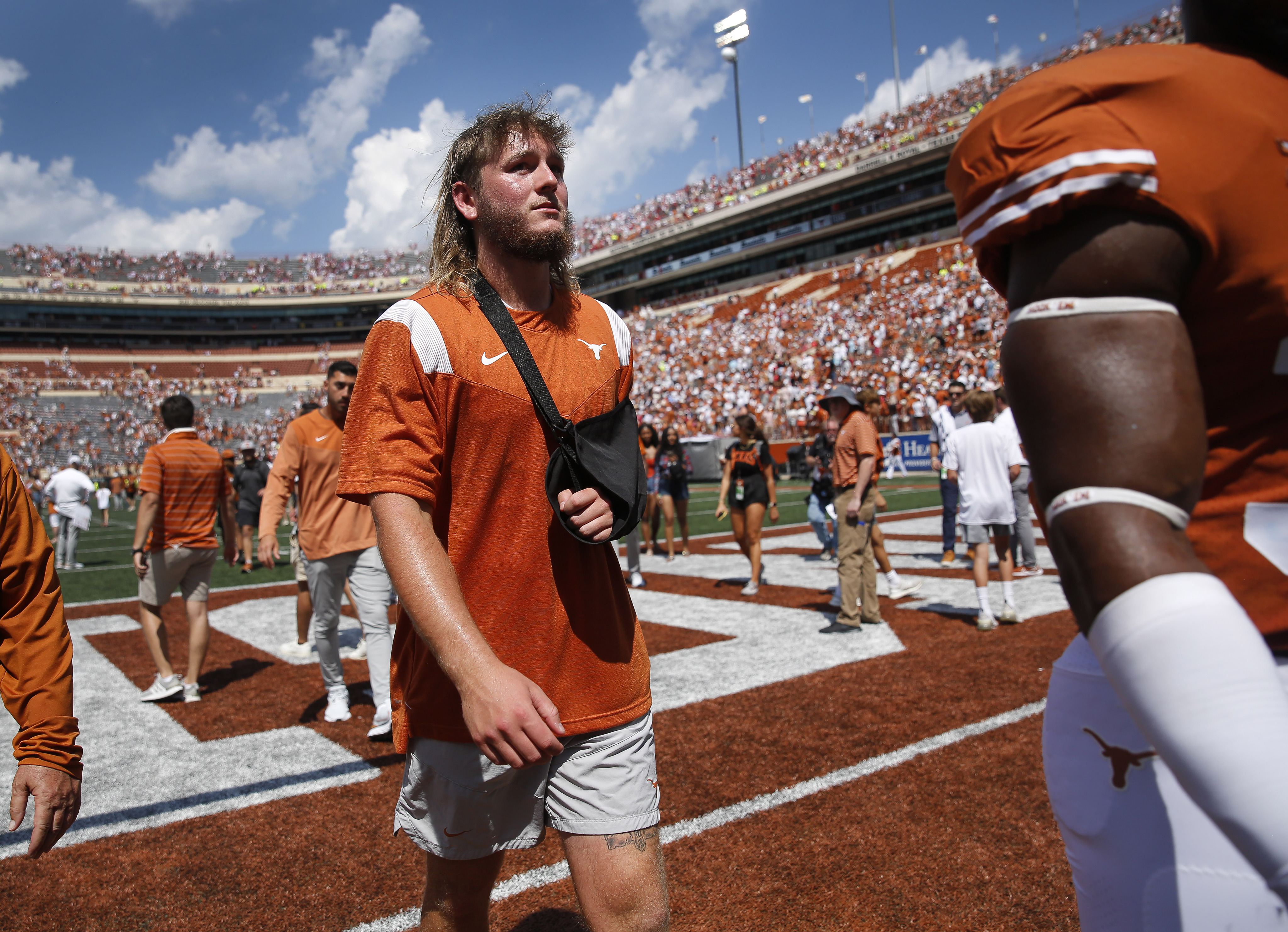 Quinn Ewers injury update: Texas QB out vs. West Virginia, eyeing return to  face rival Oklahoma, per report 