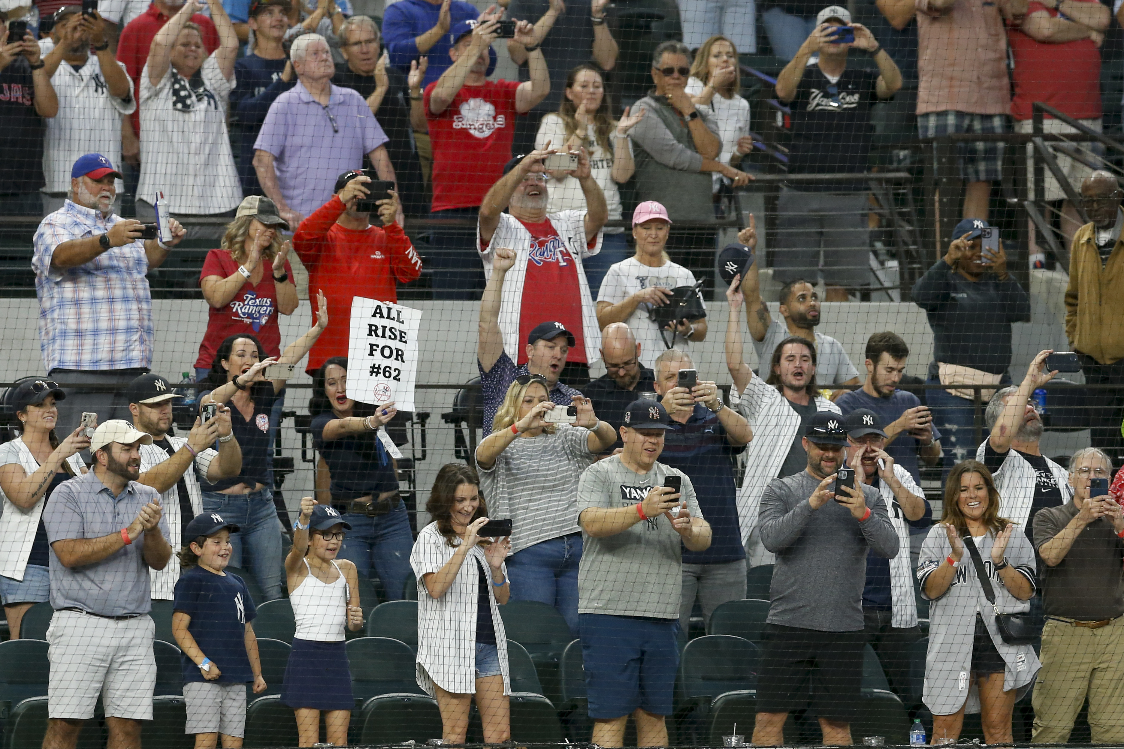 How much could Aaron Judge's 62nd home run ball be worth? This Dallasite  could learn soon