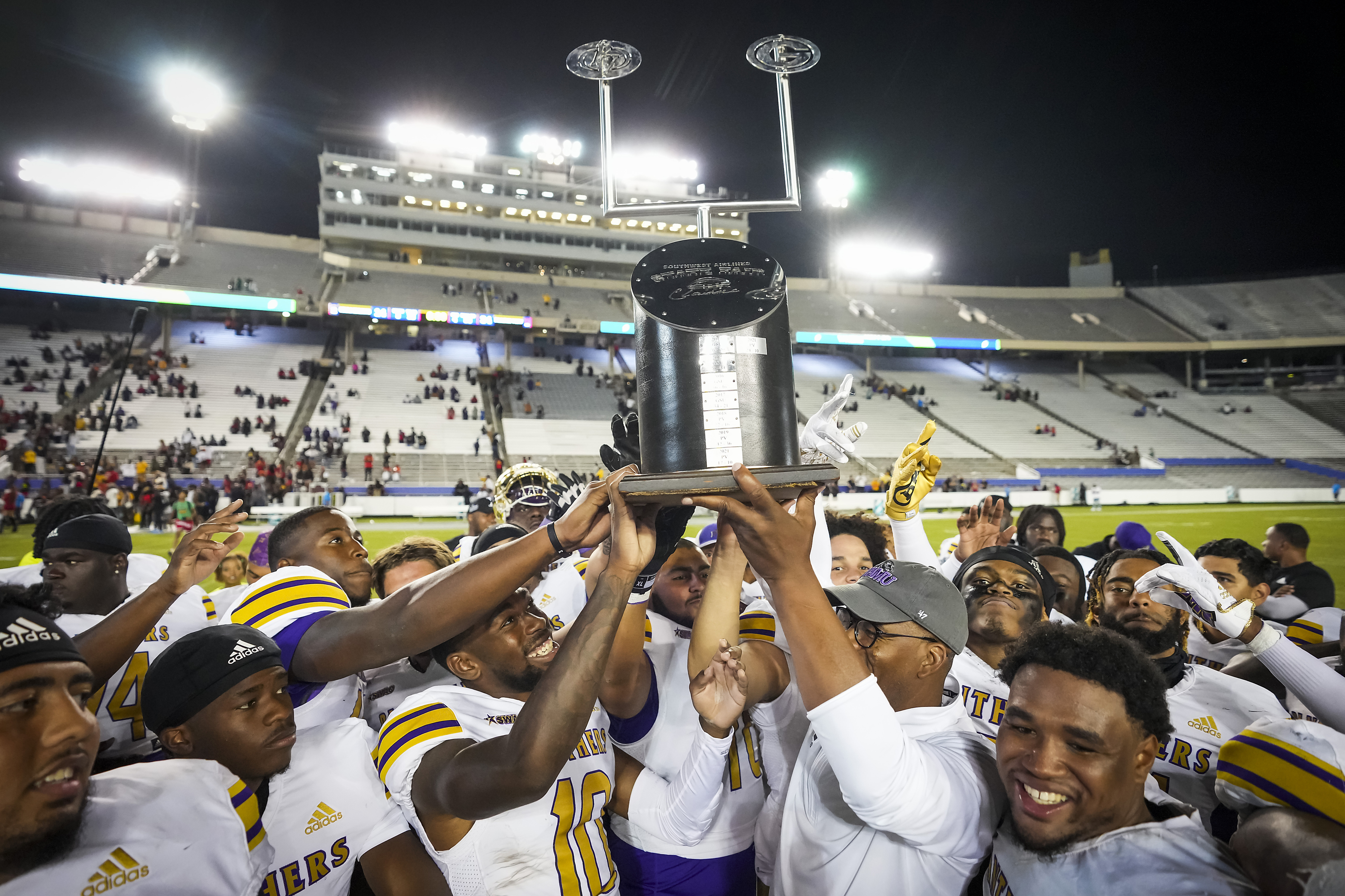 Season Ticket Renewals for the 2023 Grambling State Football Season are On  Sale Now - Grambling State University Athletics