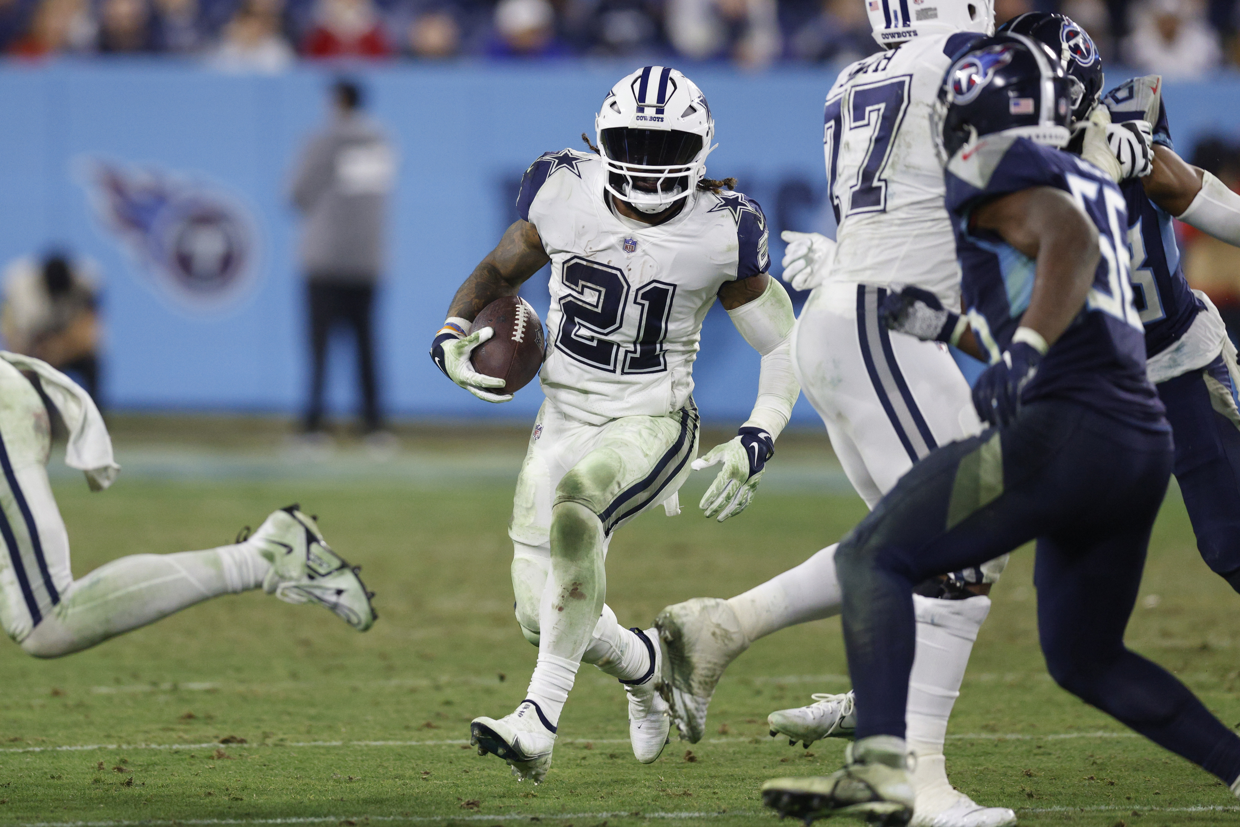 Dallas Cowboys 27-13 Tennessee Titans, Schultz scores two