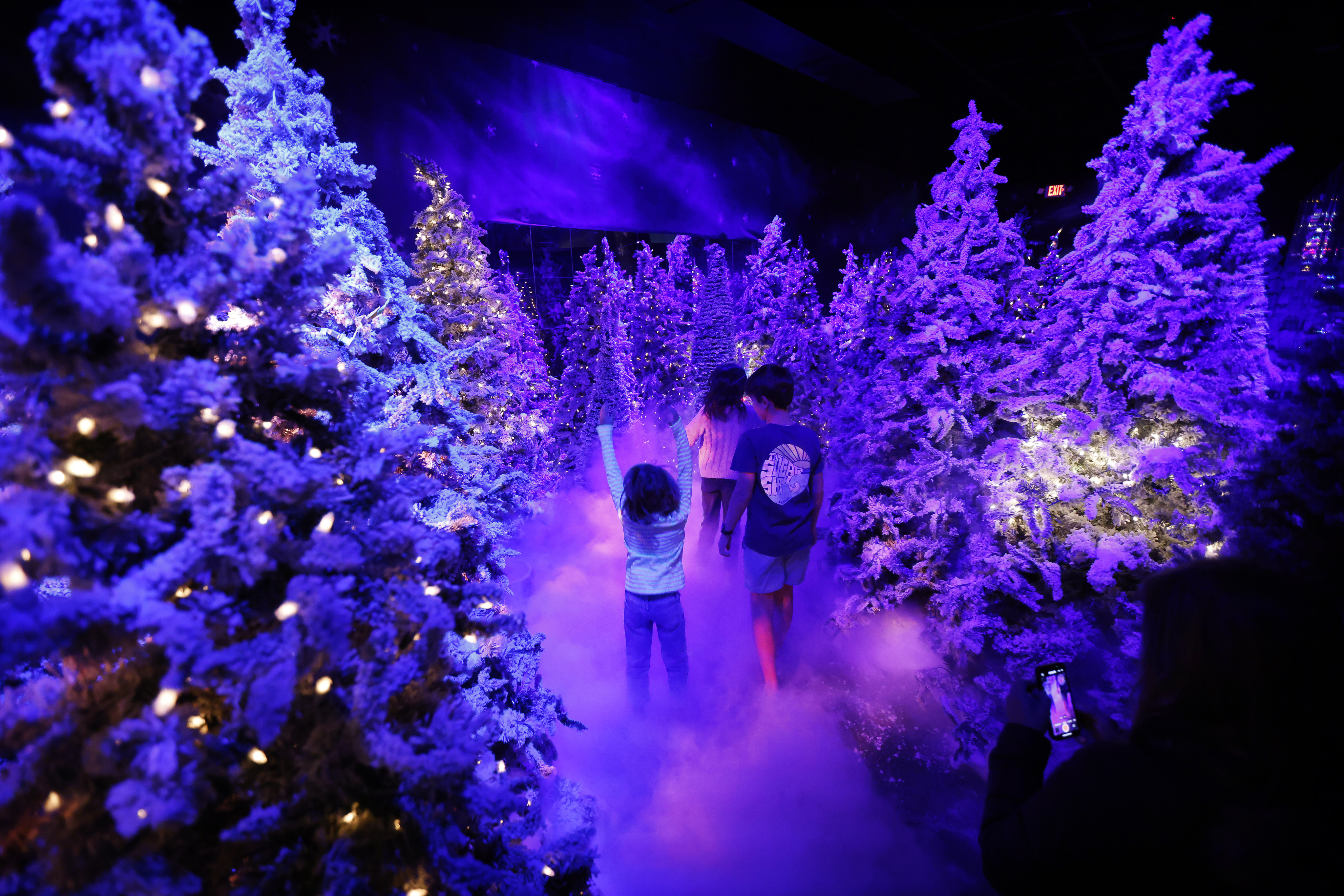 Tired of the heat? Think of a bigger, brighter Christmas tree at Galleria  Dallas