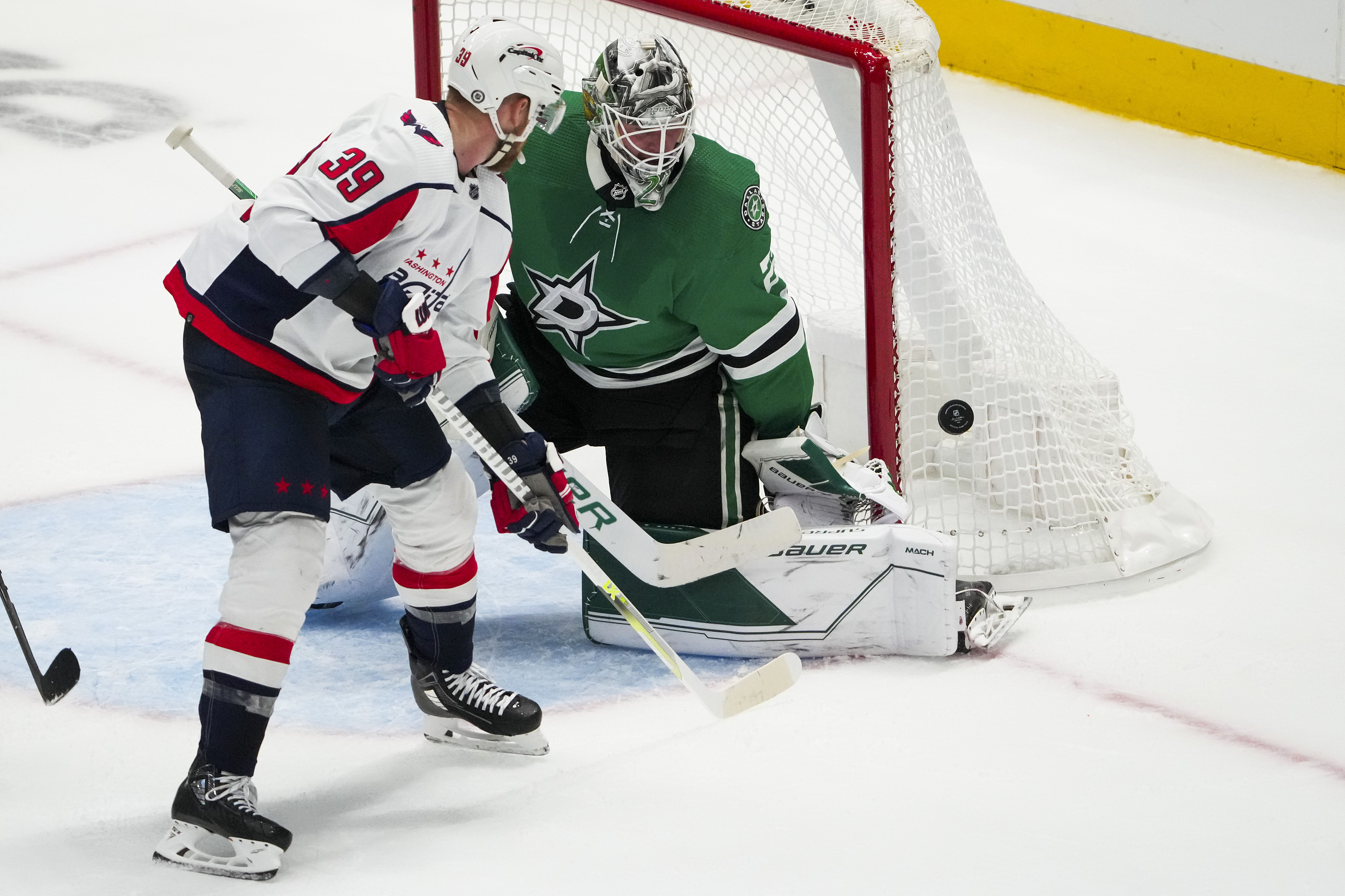 Stars send goalie Matt Murray to AHL, signaling possible return of starter  Jake Oettinger