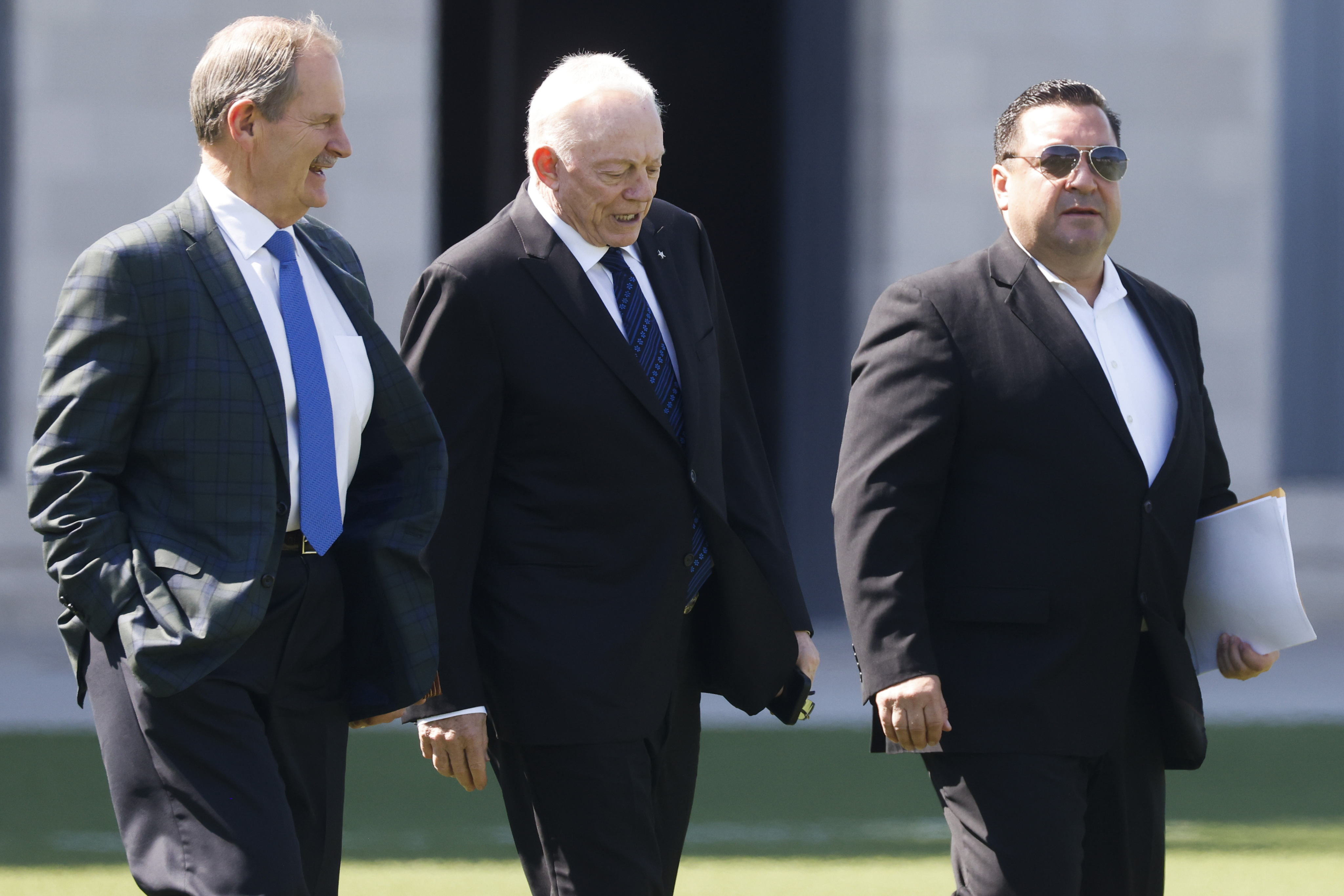 Cowboys' Jerry Jones talks Dan Snyder report, competition among NFL owners