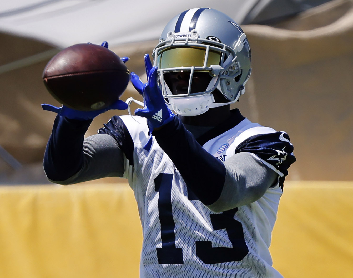 Cowboys WR Michael Gallup continues to make progress in rehab