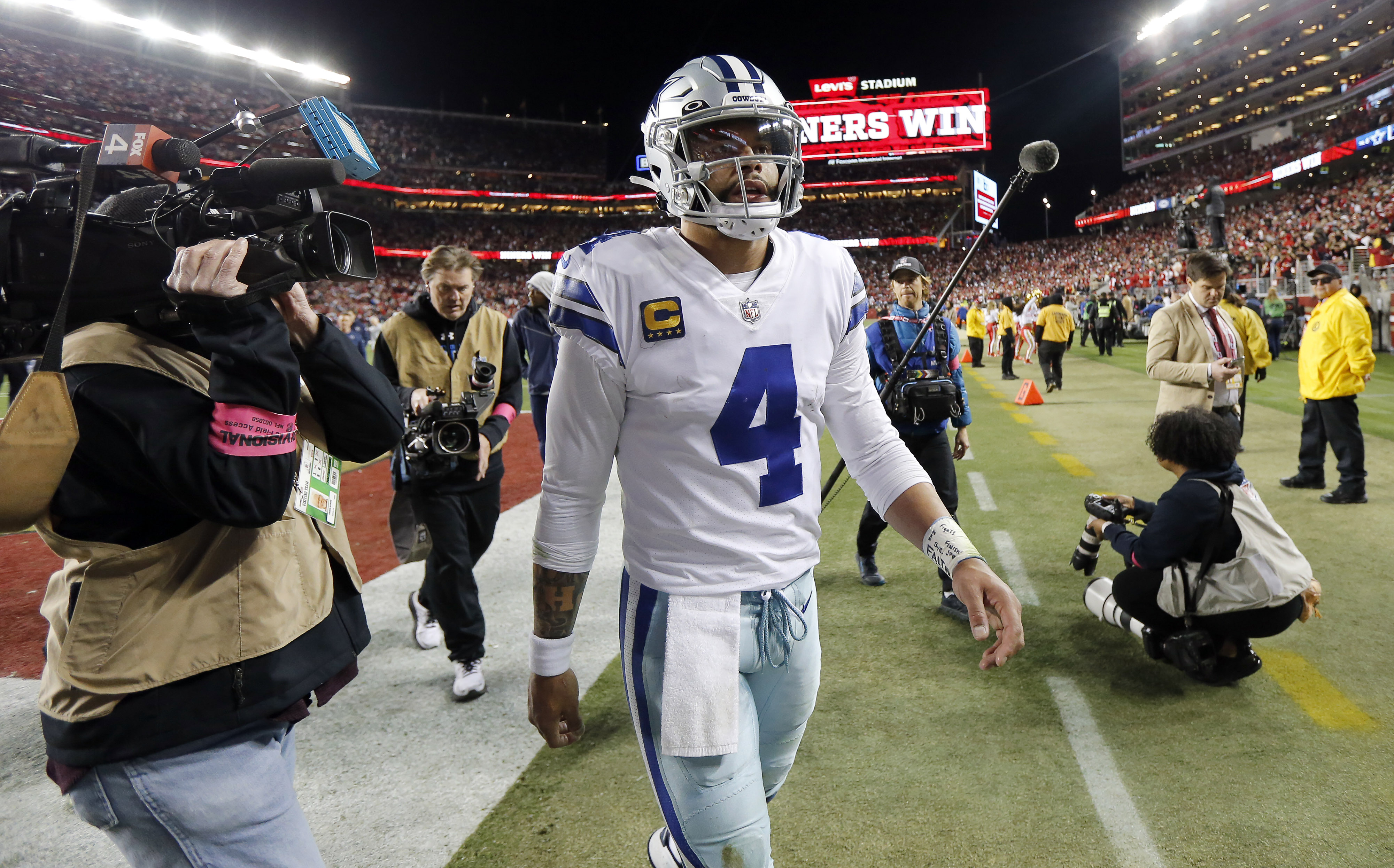 NFL playoffs: Tale-of-the-tape look at 49ers vs. Cowboys