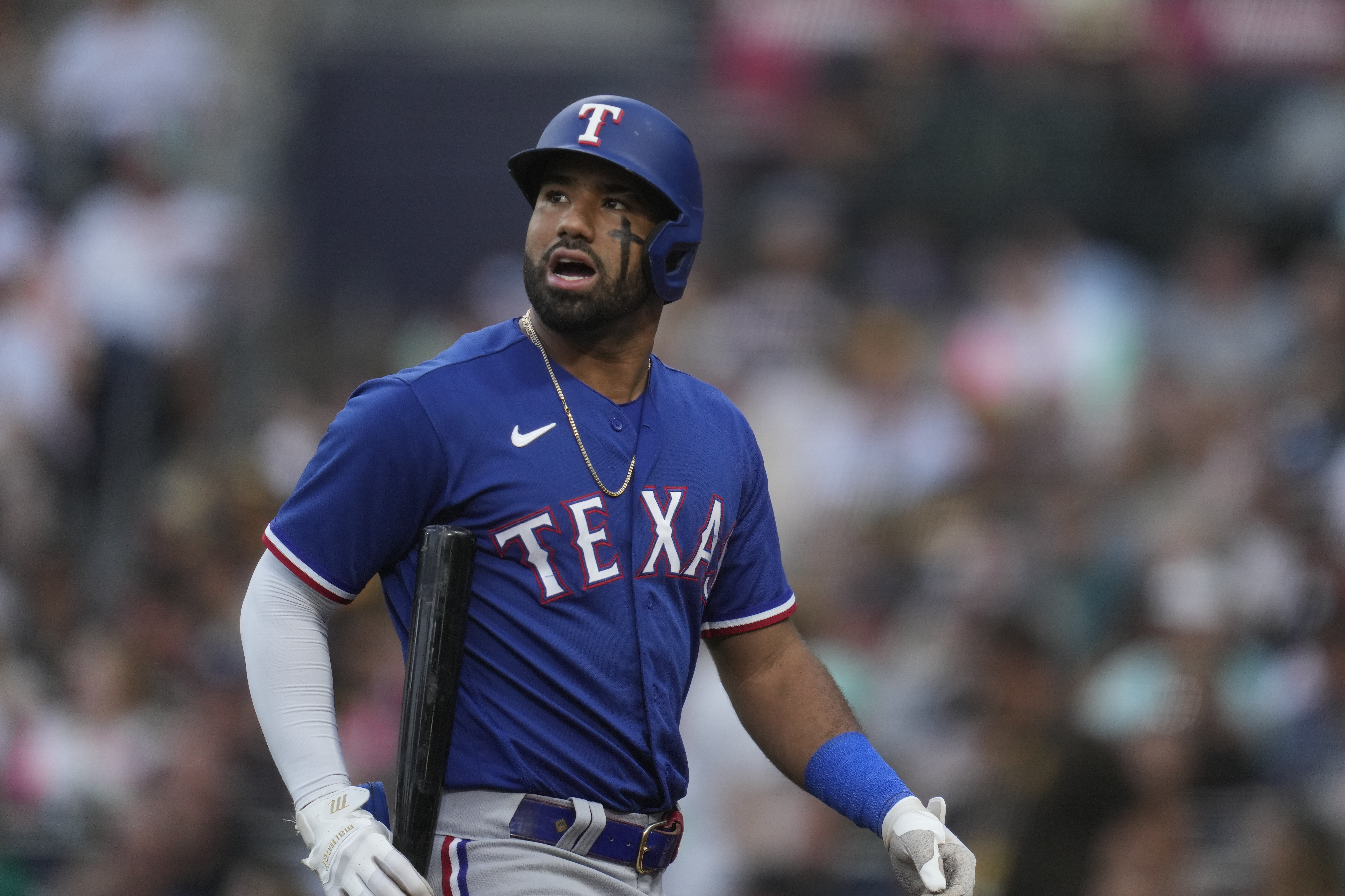 With Josh Jung out indefinitely, Ezequiel Durán's play just gained  importance for Rangers