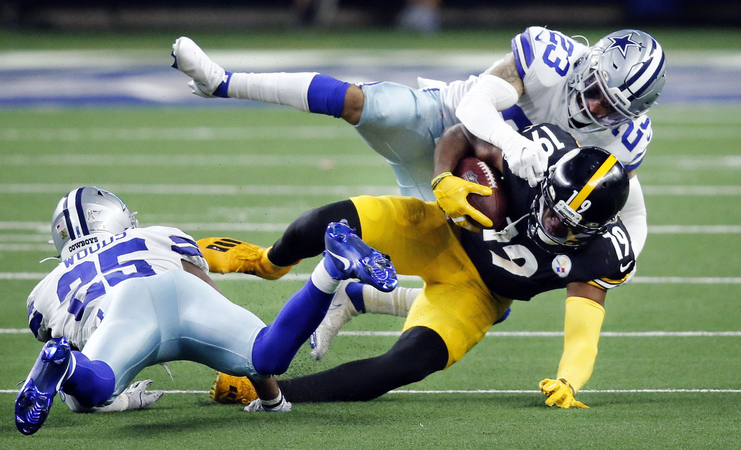 Steelers come back to defeat Cowboys, 24-19