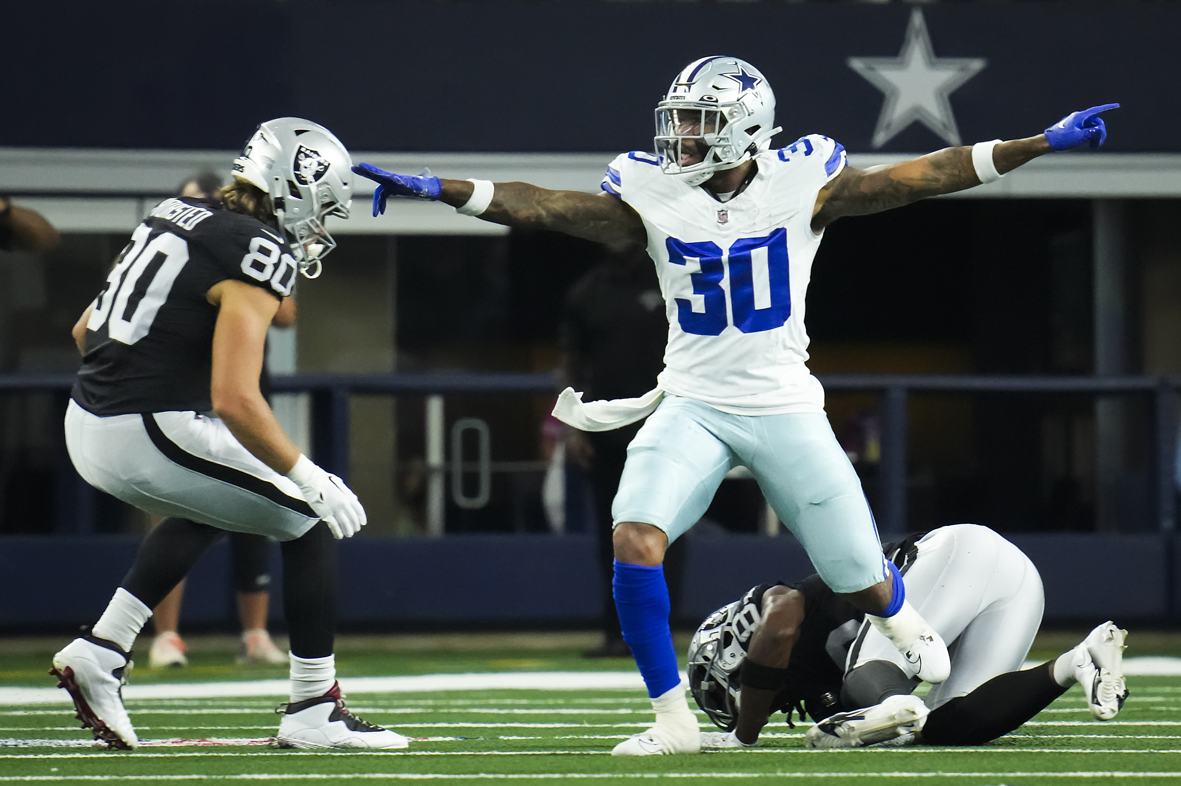 After escaping house fire, sleeping in rest stops, Cowboys DB on