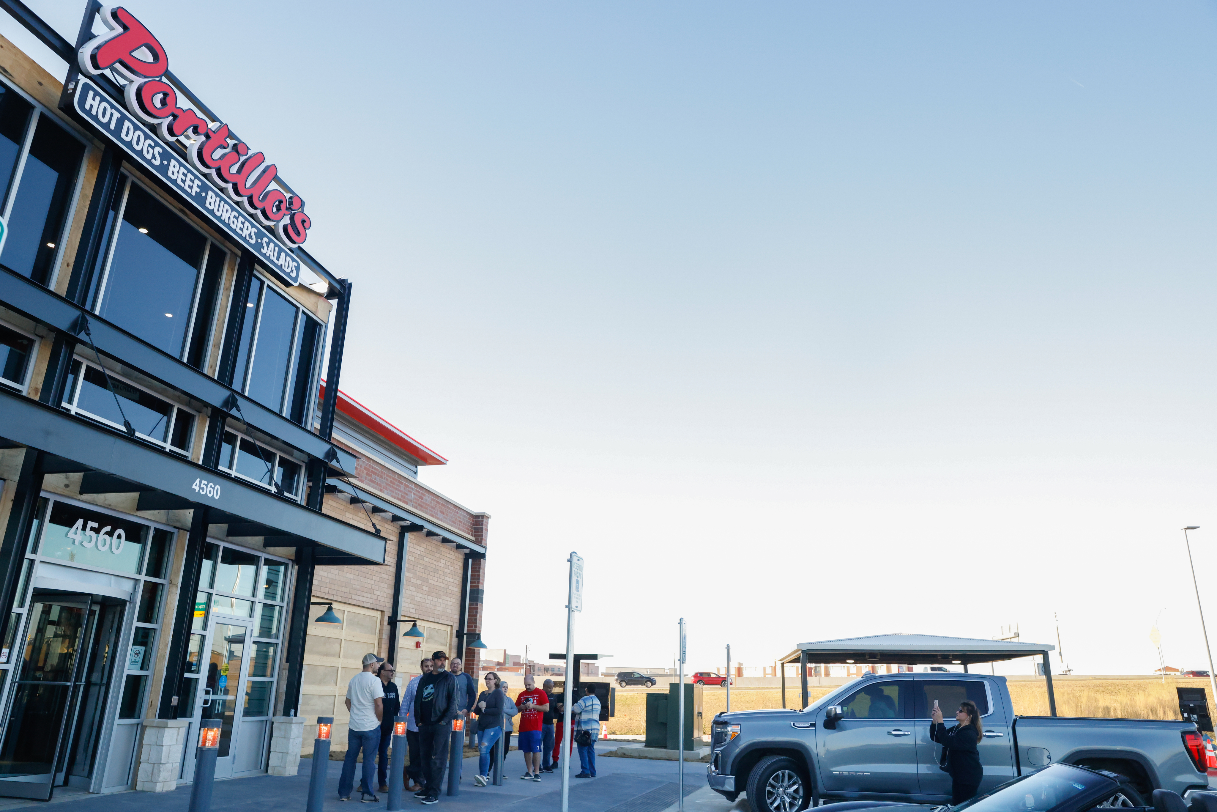 Portillo's is opening in Arlington, TX