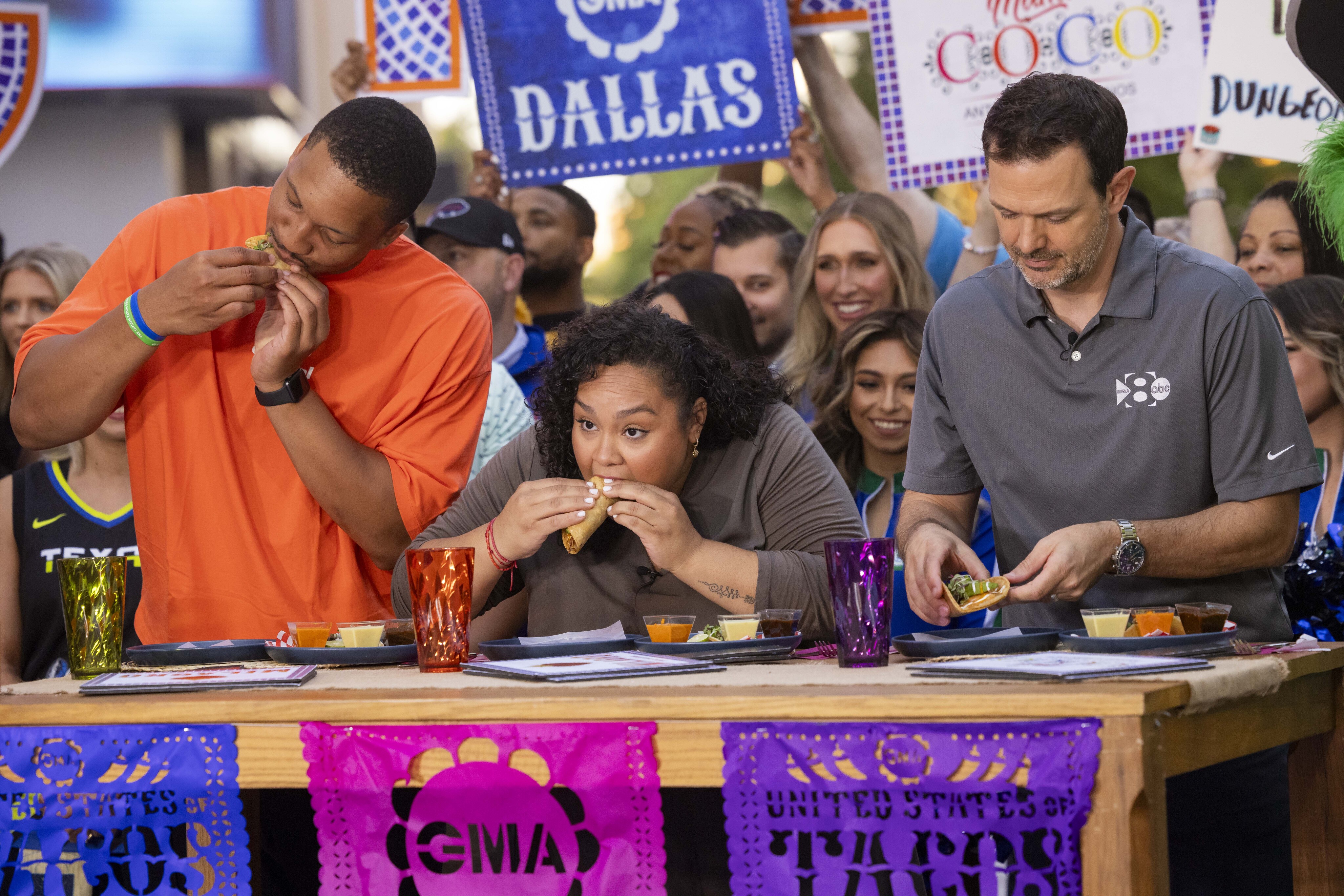 Dallas Cowboys Chefs Cook Game Day Dinner for 90,000 Fans – NBC 5  Dallas-Fort Worth