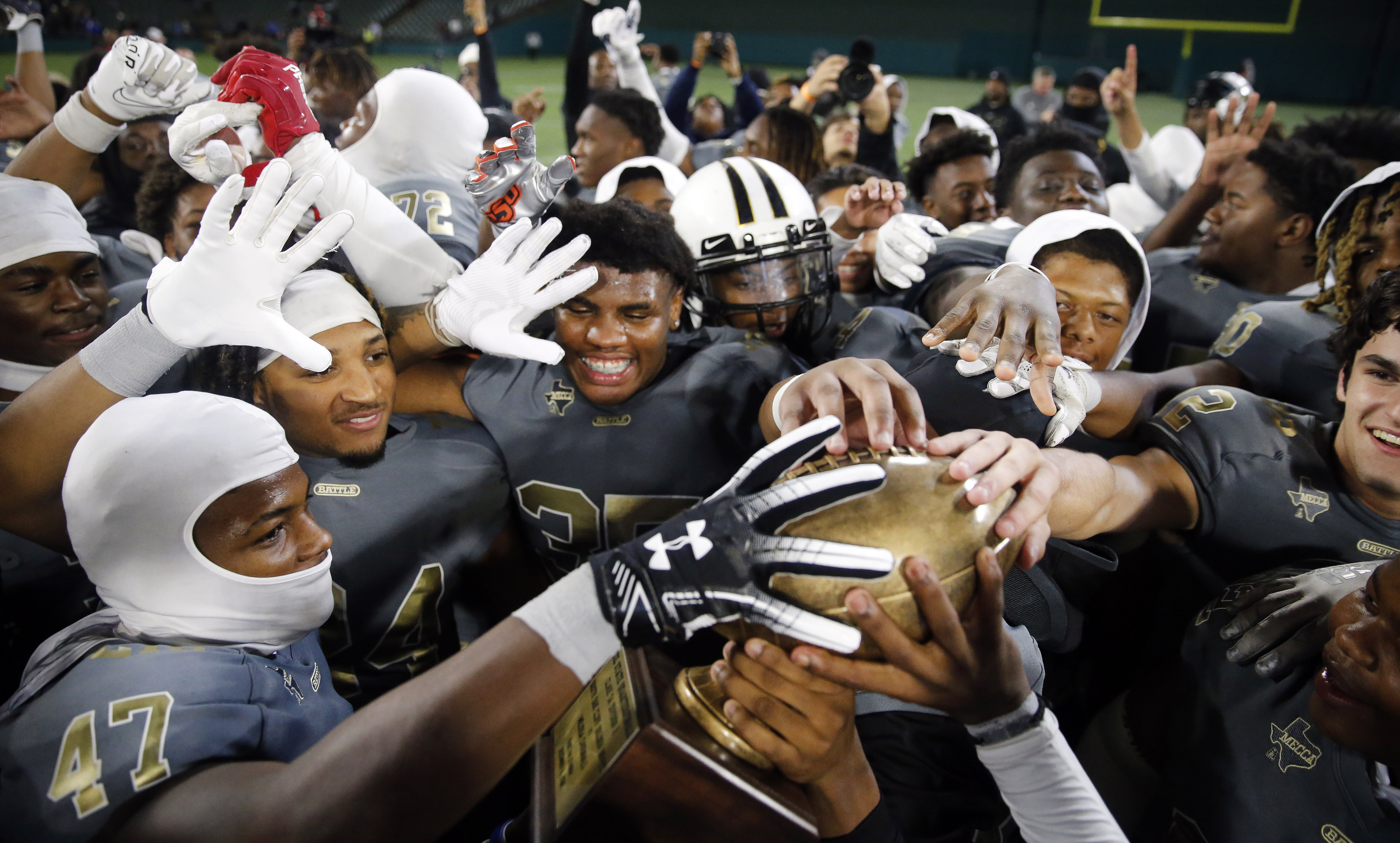 It's a battle of undefeated schools in our FOX 8 Football Friday Game of  the Week