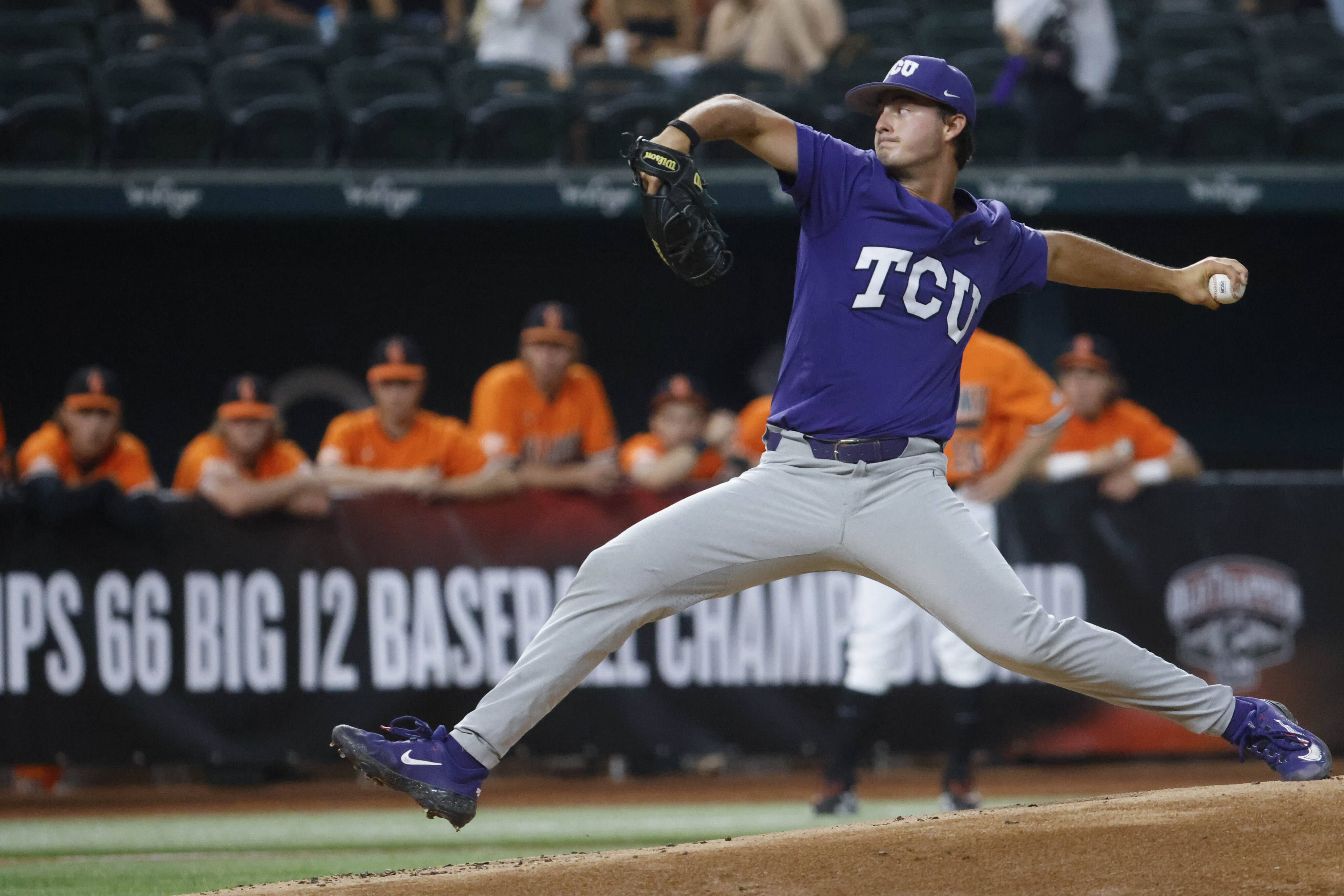 Big 12 to hold baseball, basketball and soccer games in Mexico starting next year