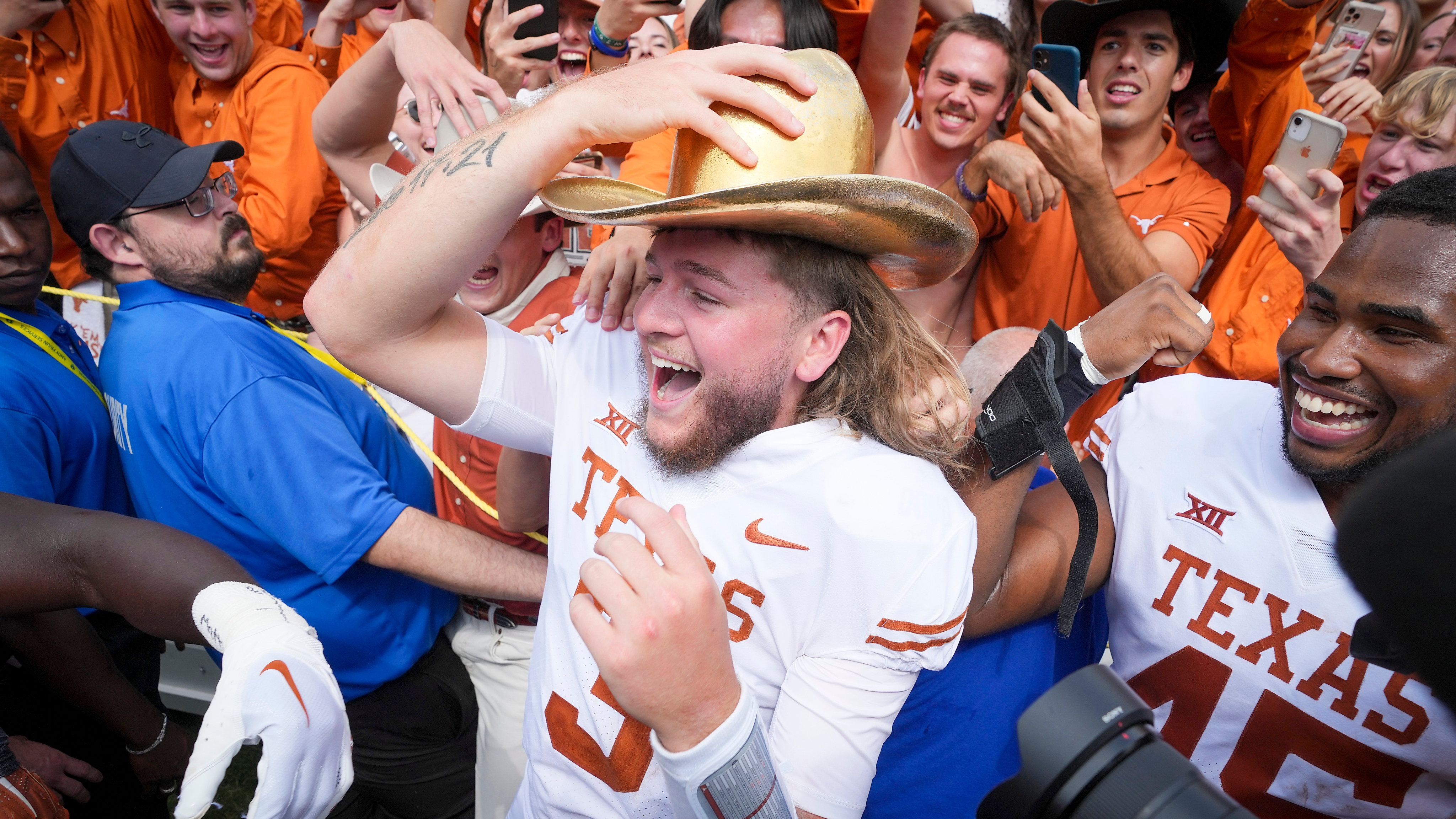 BIG 12 CHAMPIONSHIP: Hook 'em! UT headed to BCS title game