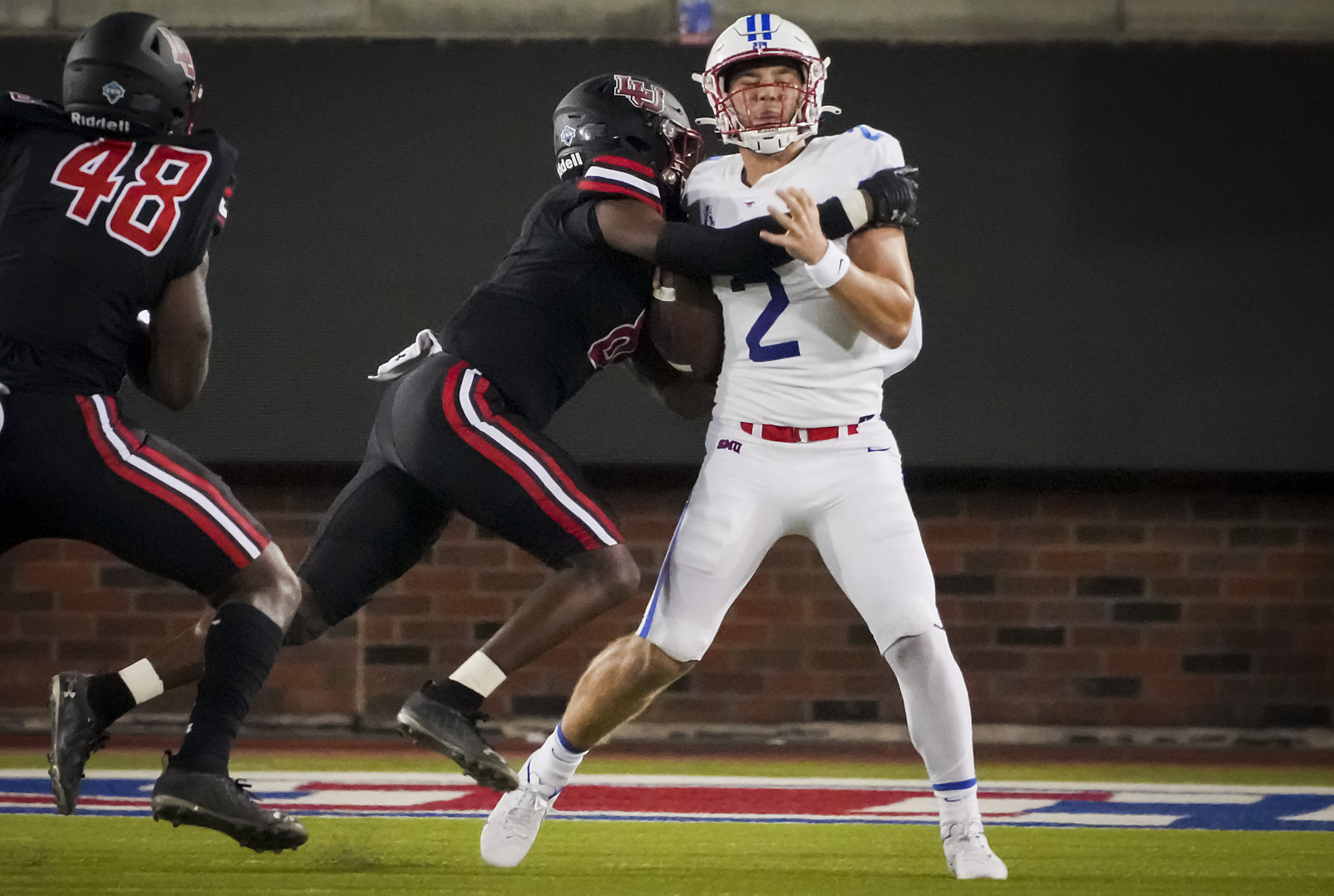 Photos: SMU's Preston Stone Reaches For A Touchdown, A Pony Express ...