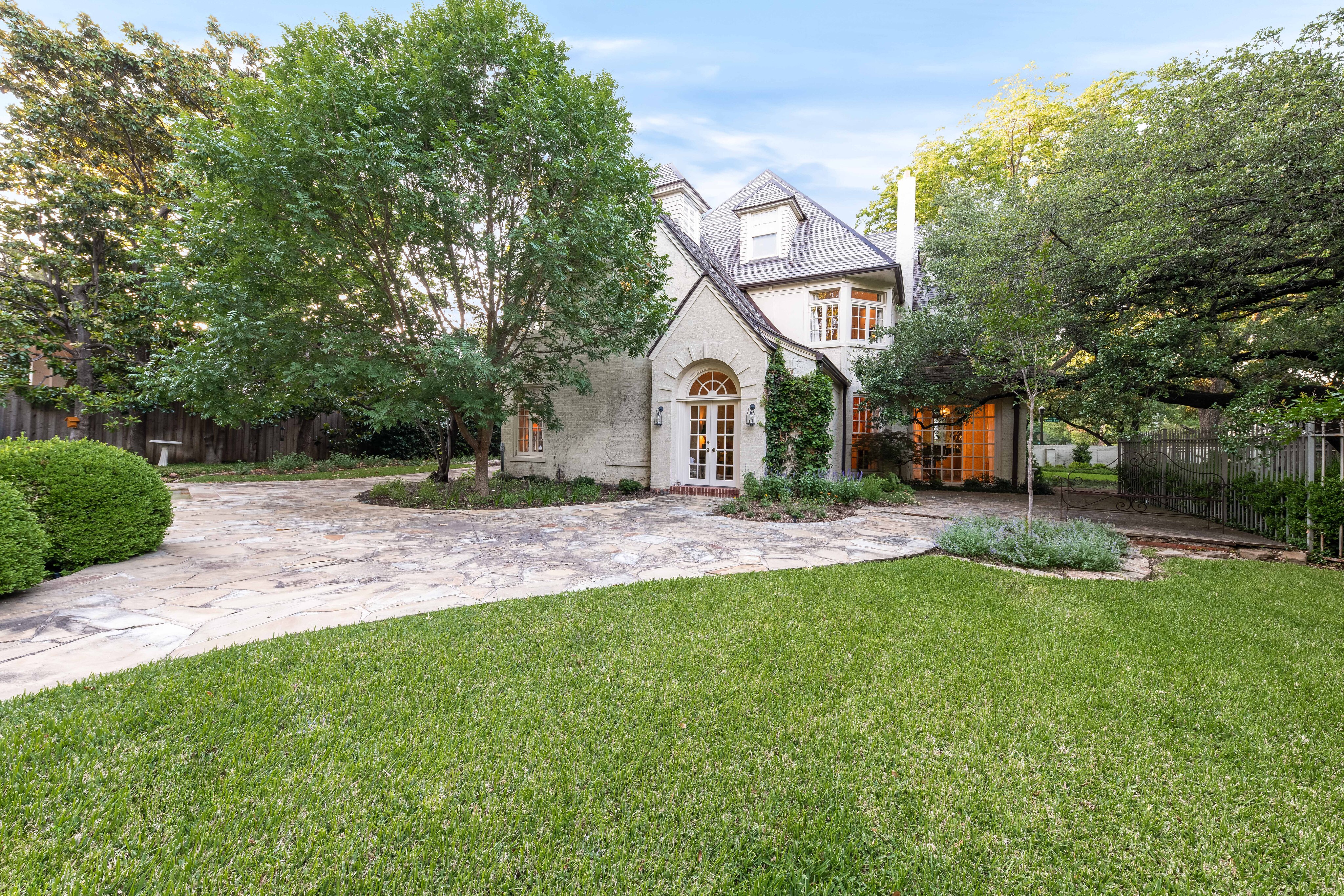 A historic Delhi Township home will soon hit the market for the first time  in 82 years. Described as a Queen City landmark, the Tudor…