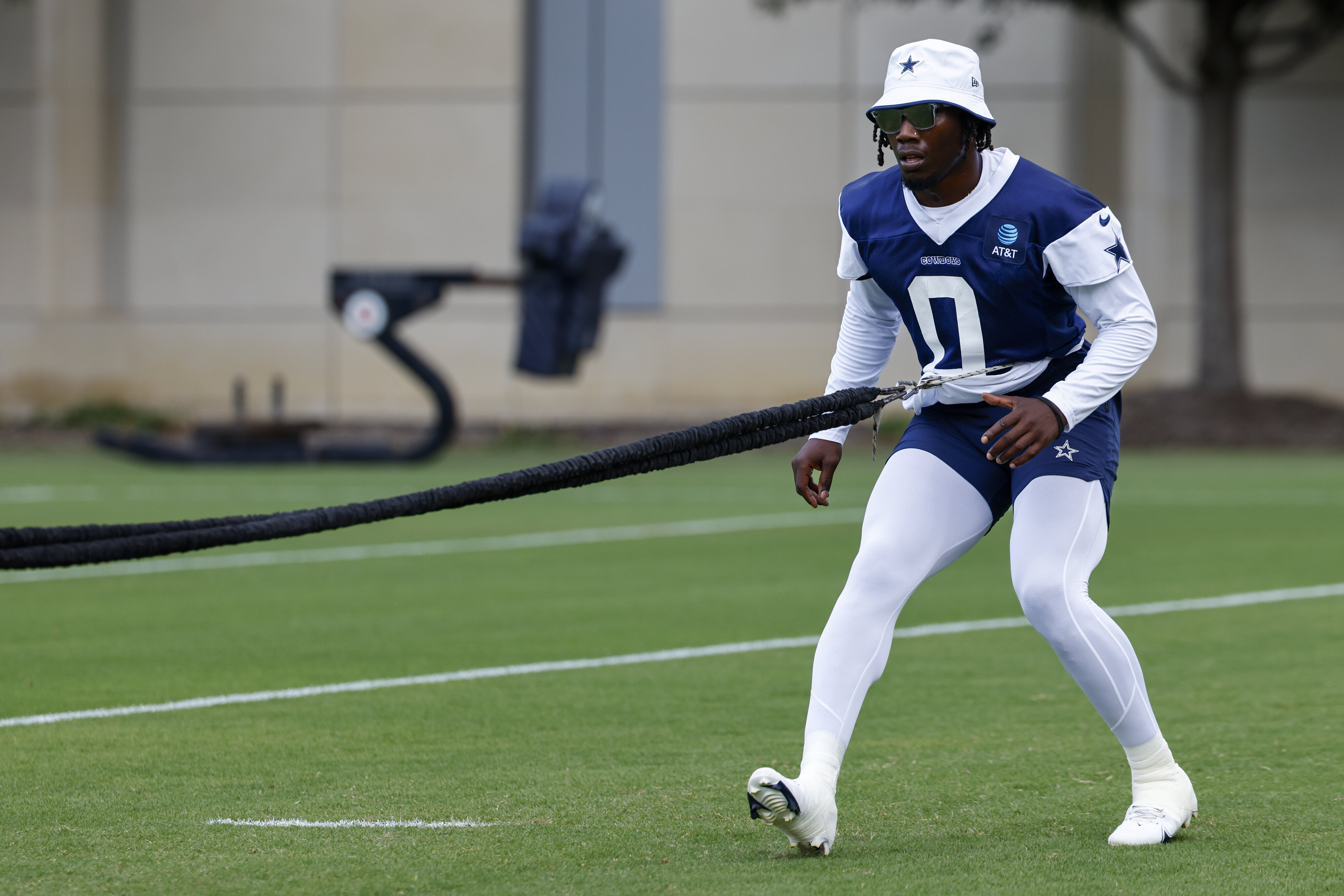 Cowboys' Brian Schottenheimer shares positive update on injured LB  DeMarvion Overshown