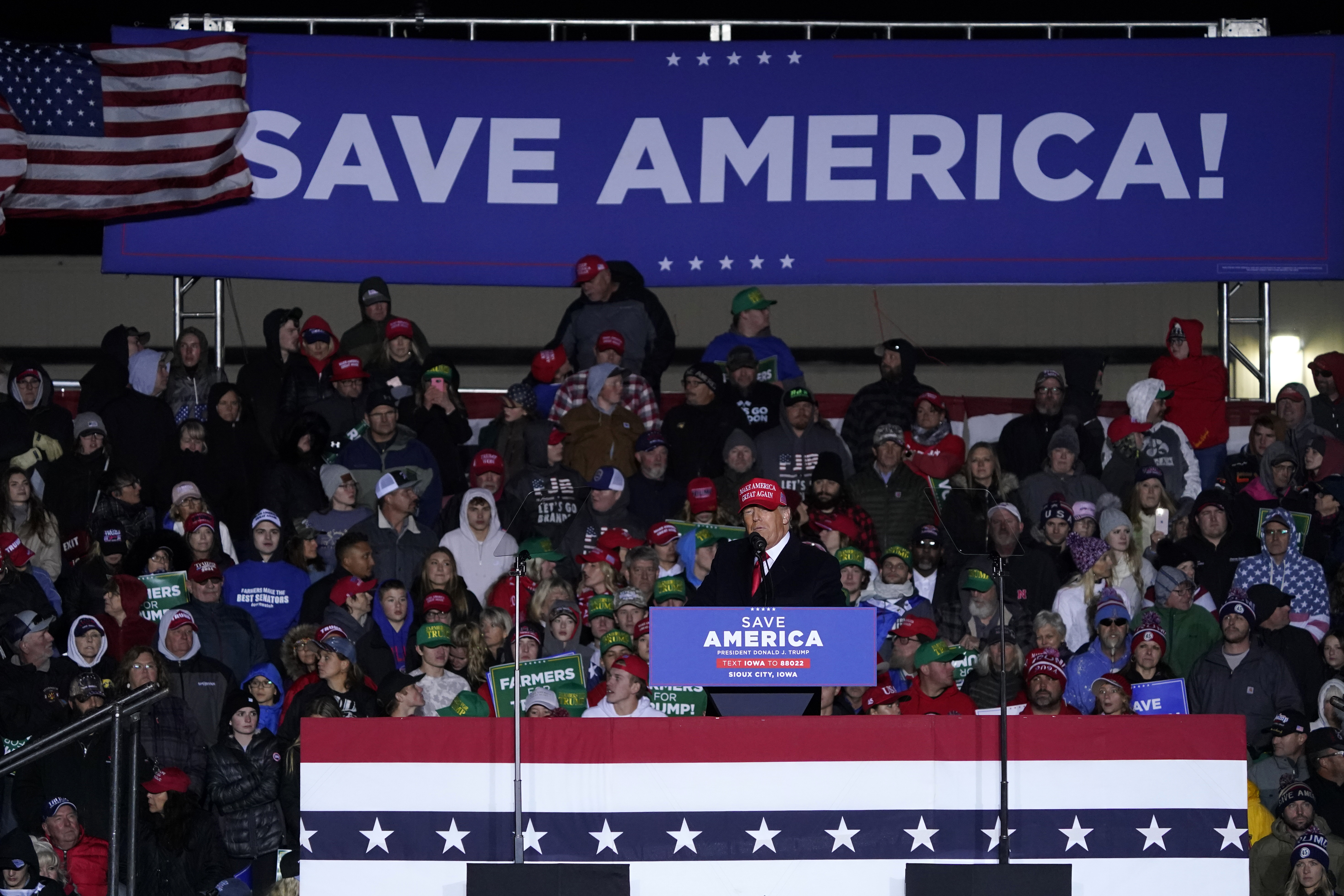 Election 2022: Trump addresses rally for Republicans in Sioux City