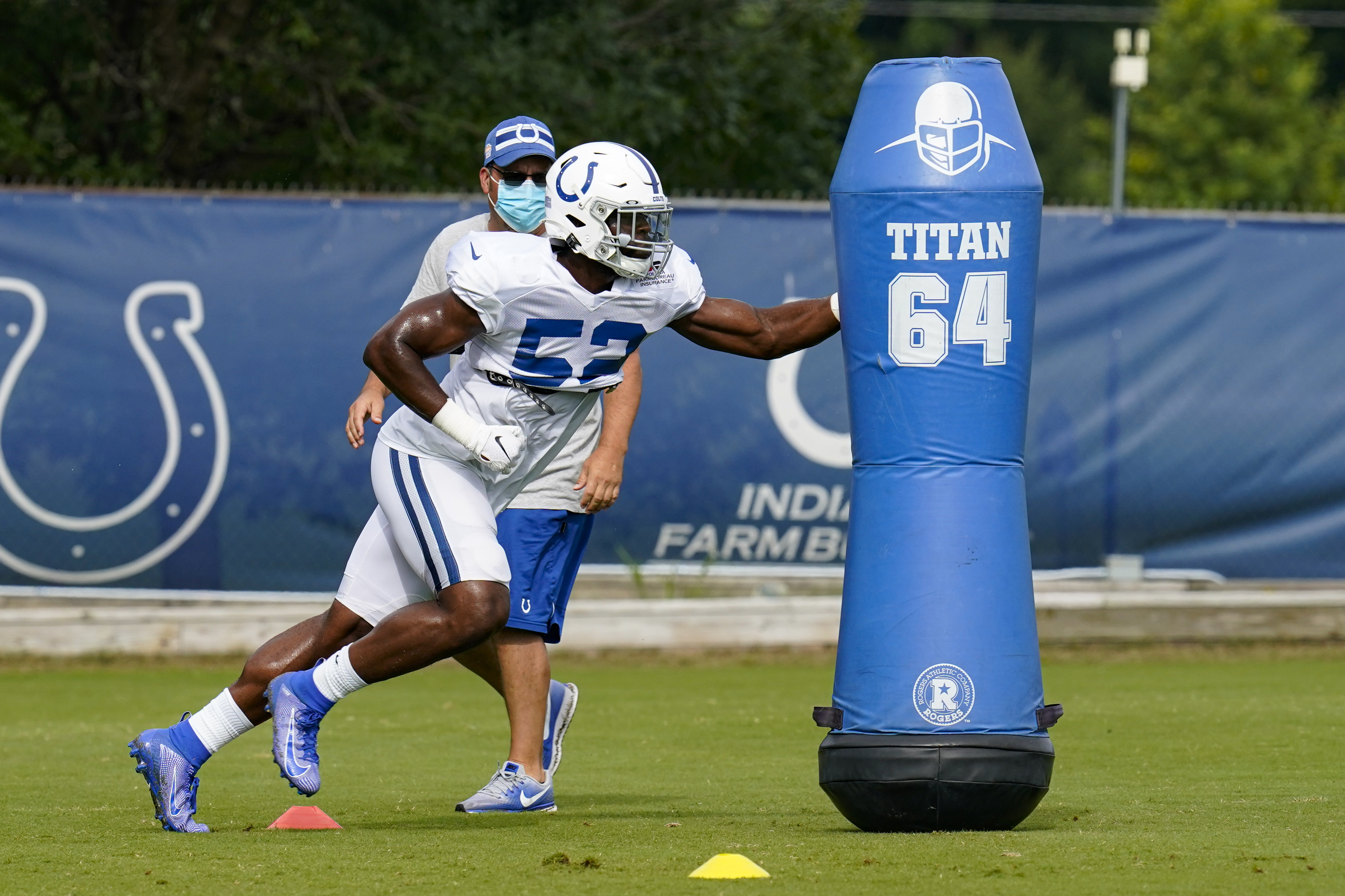 Indianapolis Colts: Projected starting defense after minicamp