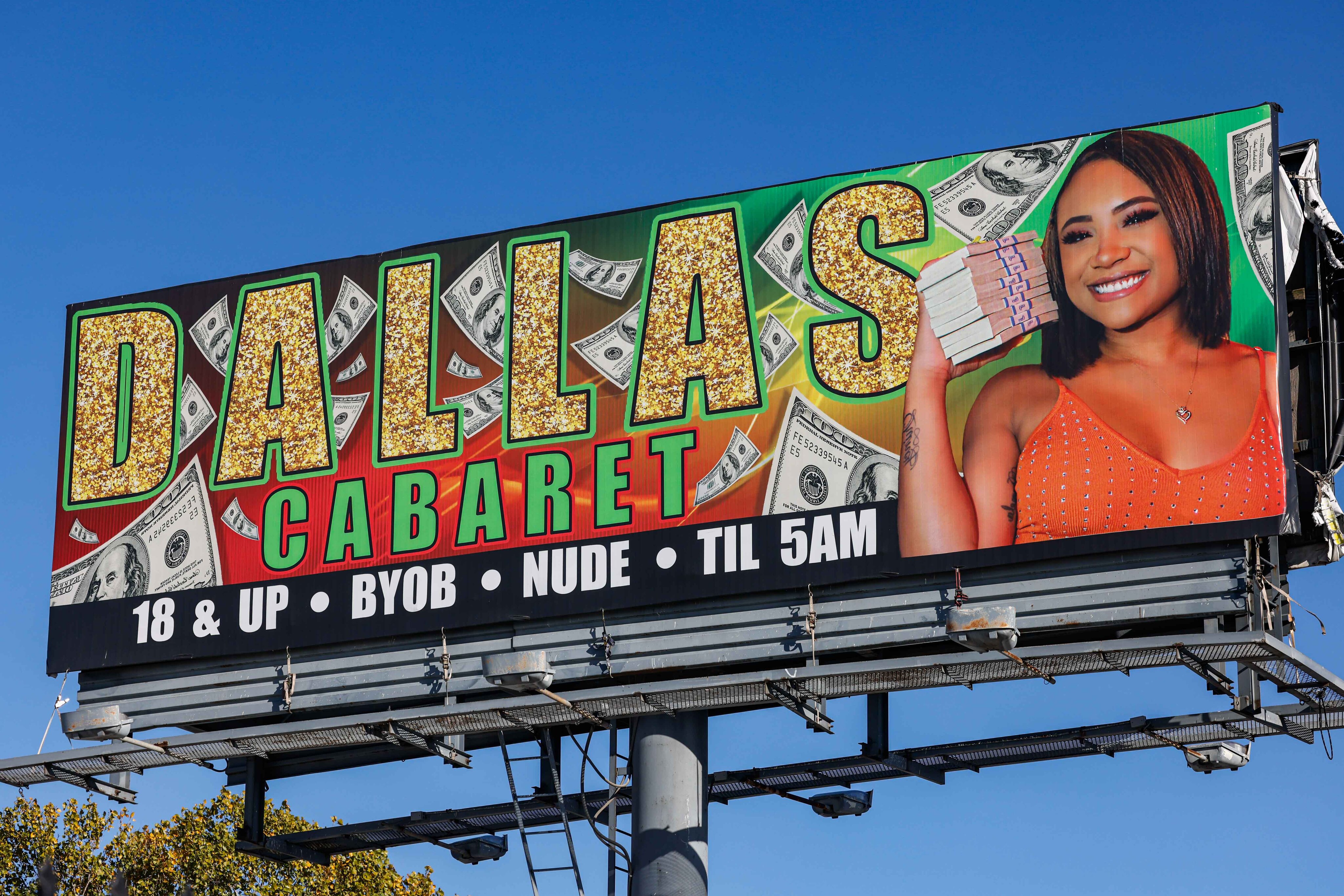 Dallas police want strip clubs, sex businesses to close by 2 a.m. pic picture