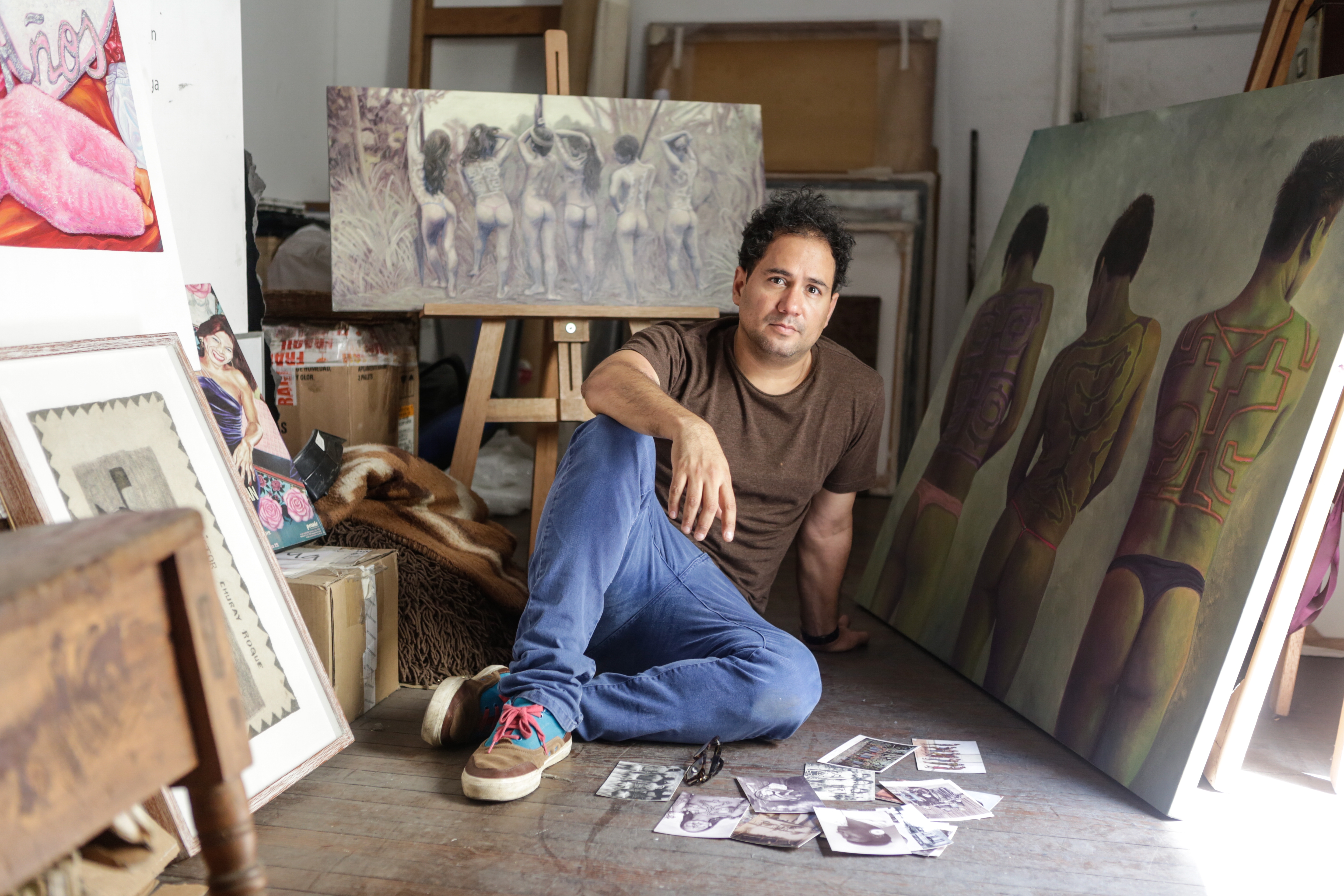 Para Christian Bendayán "El espíritu de “Selfie…” es el orgullo de ese ser ninguneado (de las comunidades indígenas o LGTBIQ) que de algún modo es mucho más libre, más auténtico y hasta se permite hacer cosas que el sistema censura", afirma.