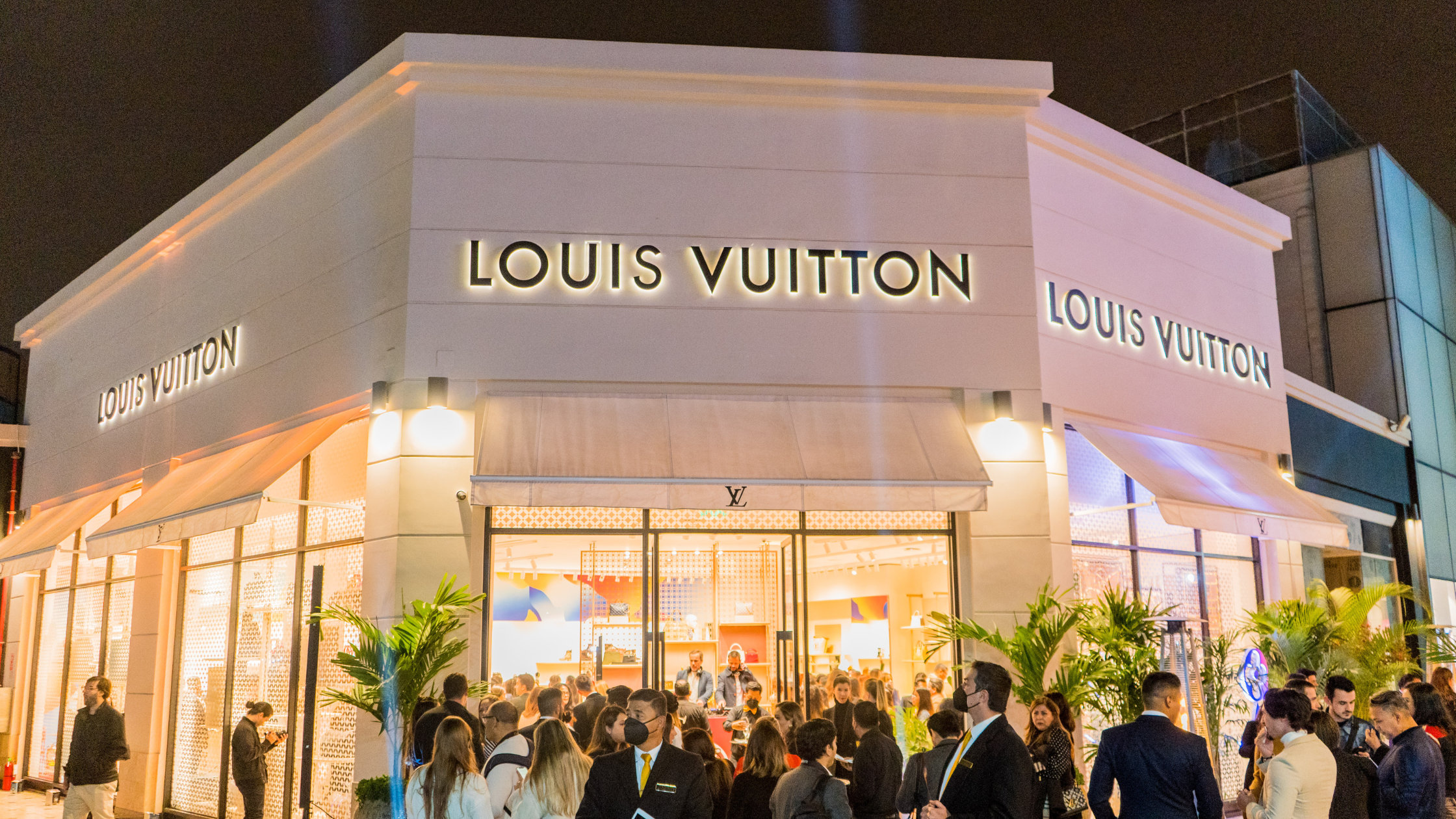 Louboutin celebra el monograma de Louis Vuitton