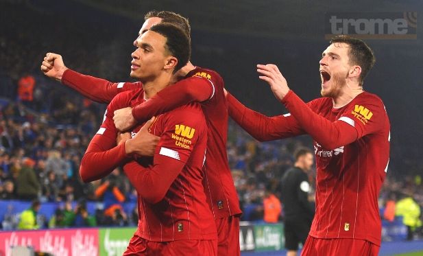 GOLAZO de Alexander Arnold cierra triunfo de Liverpool ante Leicester y se acerca al título de la Premier League | VIDEO