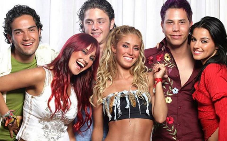 Dulce Maria Y Alfonso Herrera Por Que Terminaron Su Historia De Amor En Tiempos De Rbd Rebelde Poncho Herrera Roberta Prado Fama Mag