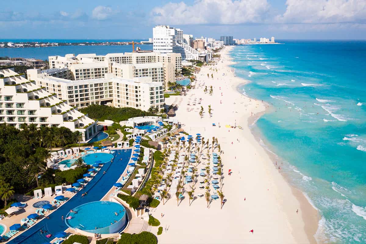 Un gran incentivo de viaje hacia Cancún es la disponibilidad de vuelos cómodos y directos.