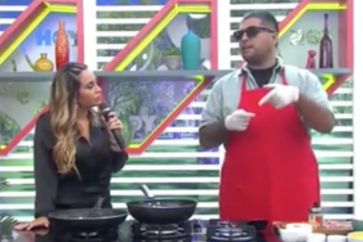 El cantante participó en el segmento de cocina. Foto: captura 'América hoy'