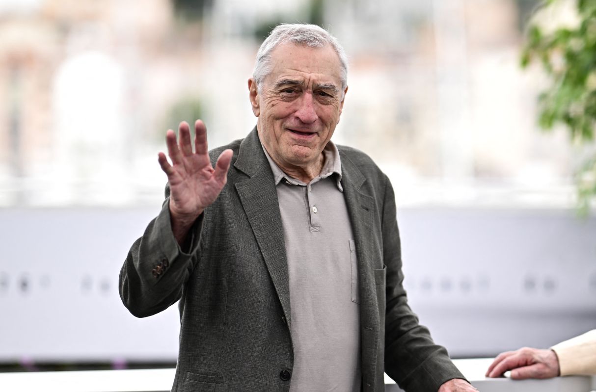 Robert De Niro celebró su cumpleaños a lo grande, rodeado de estrellas y familiares. (Foto: LOIC VENANCE / AFP)