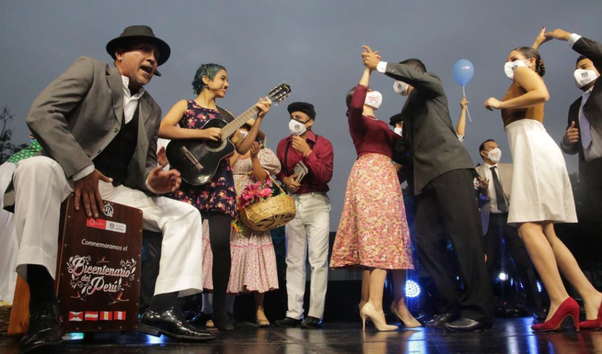 Evento cultural al aire libre “Serenata al Bicentenario del Perú” llegó a San Isidro. (Foto: Muni San isidro)
