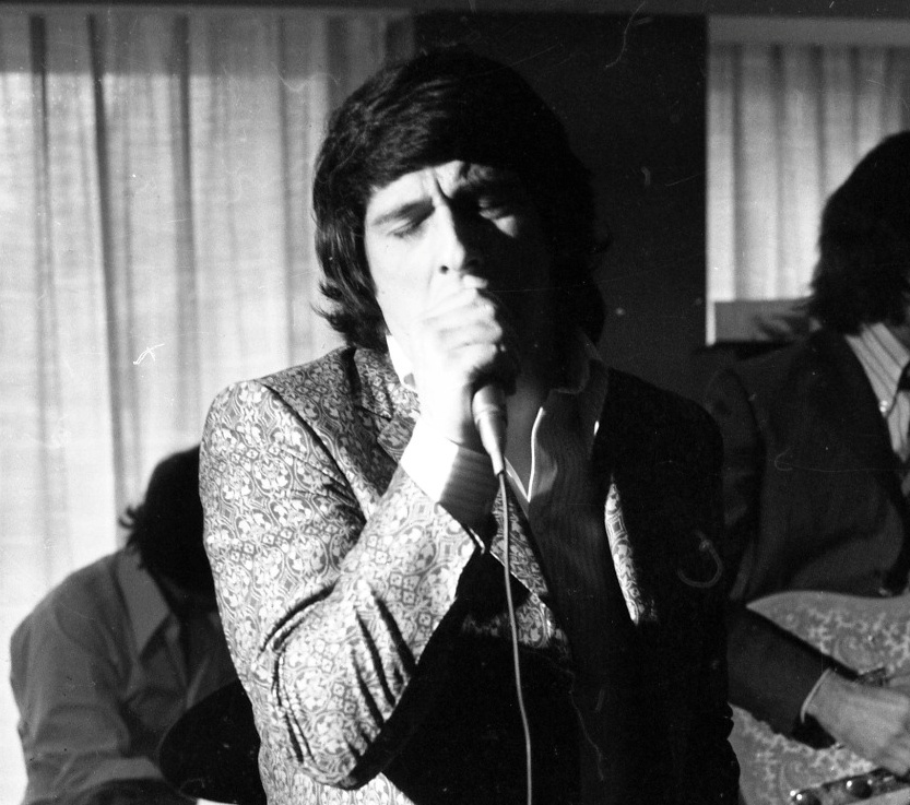 El 1 de febrero de 1989, Eduardo Franco falleció de un cáncer terminal a los ganglios linfáticos en su ciudad natal, después de varios años de sobrellevarlo.