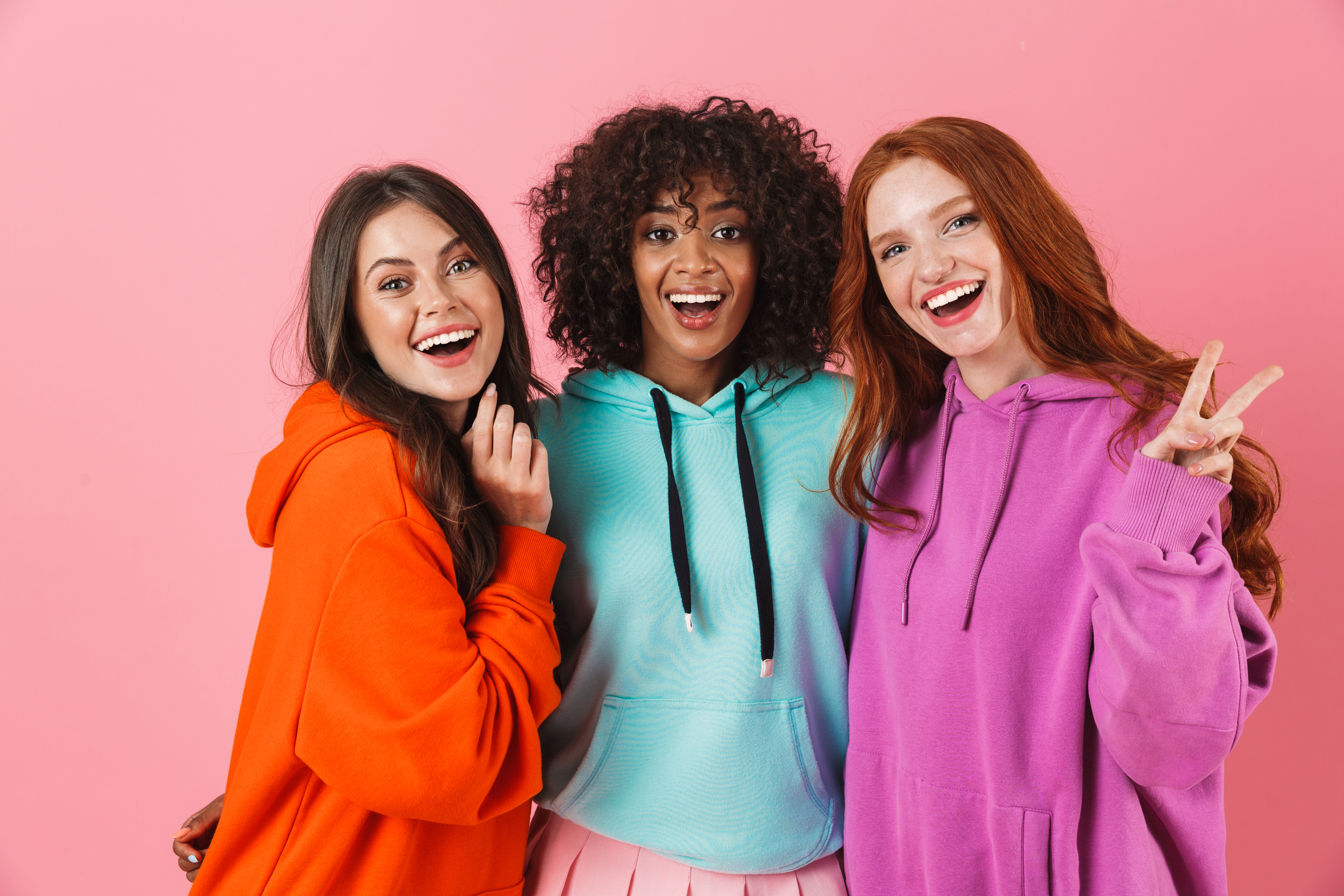 También conocida como ‘Loungewear’, esta tendencia se caracteriza por priorizar la comodidad de las personas con prendas prácticas y acogedoras. ¿Dónde adquirir el ‘outfit’ furor de la cuarentena? Aquí te lo contamos. (Foto: Shutterstock)