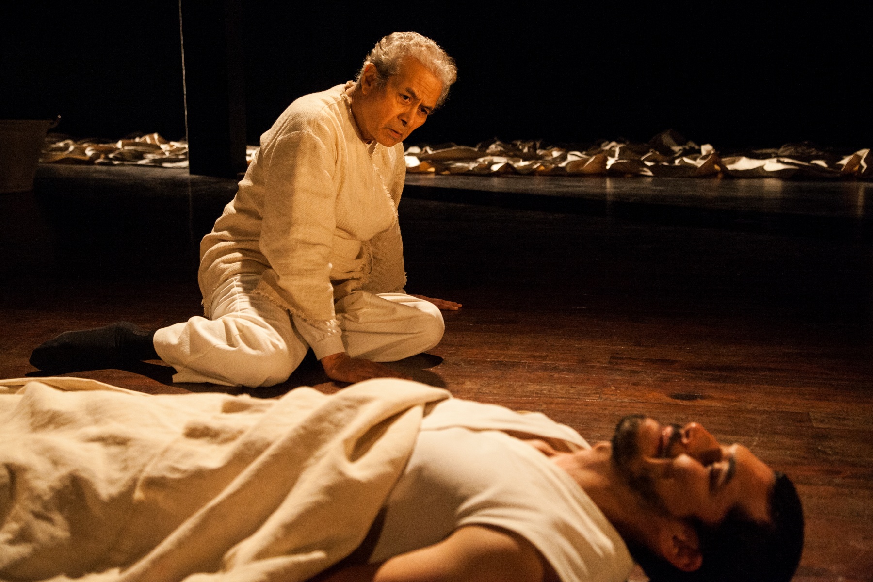 Un poeta se enfrenta a la muerte: la obra de teatro sobre José Watanabe ...