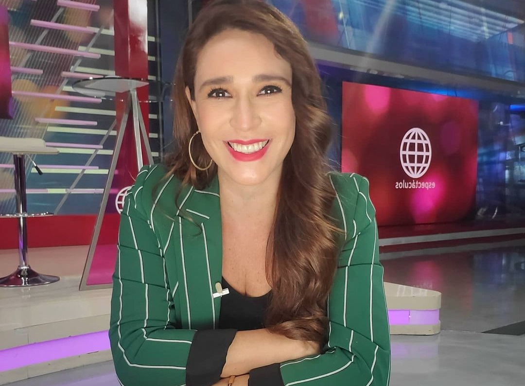 La periodista confesó que nunca soñó ser madre y ahora tiene dos hijos. (Foto: Instagram @veronicalinaresc)