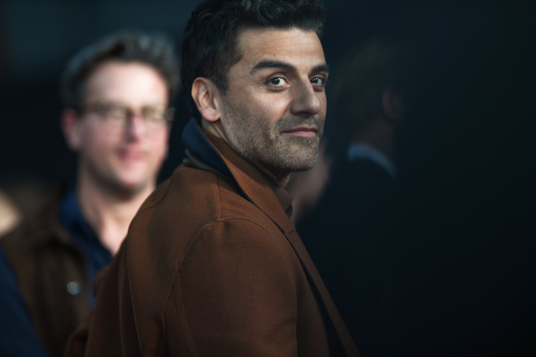 Oscar Isaac en la premiere de la serie original de Marvel Studios "Moon Knight" en El Capitan Theatre de Hollywood, California. En la serie, Isaac interpreta a un hombre con trastorno de sueño que descubre una oscura verdad sobre sí mismo. (Foto: VALERIE MACON / AFP)