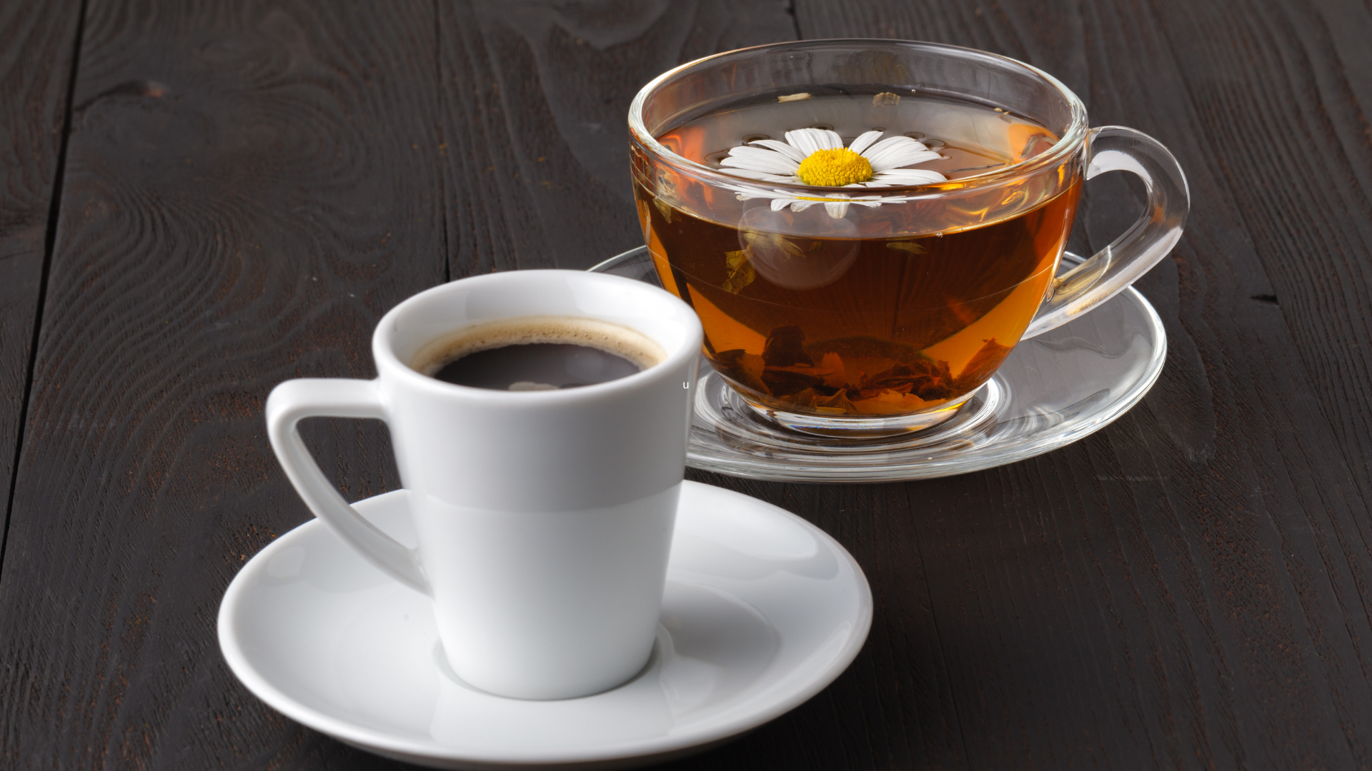 ¿Las bebidas perfectas para el frío y algo más? Los beneficios que no sabías del café y el té 