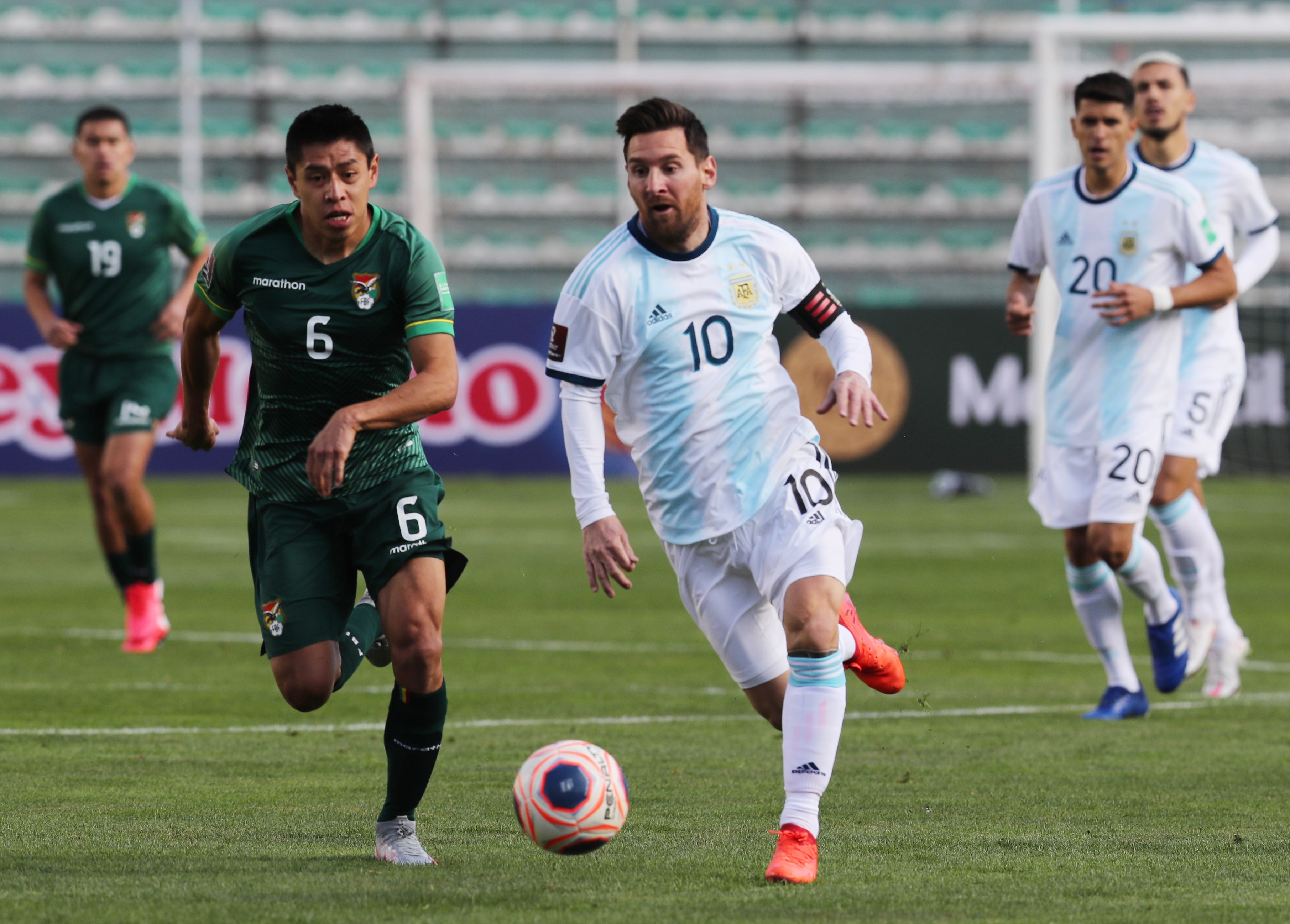 Argentina, con goles de Lautaro y Correa, venció a Bolivia en La Paz