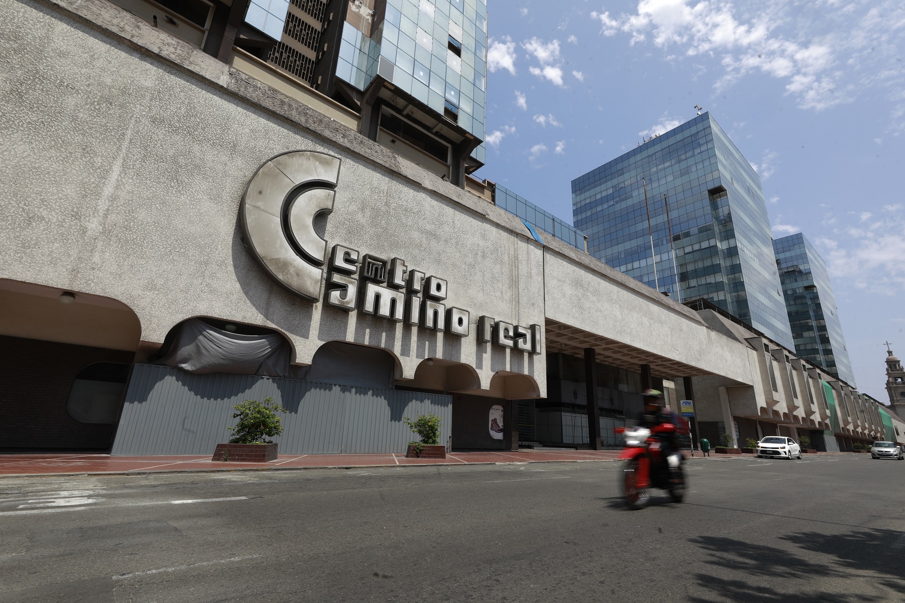 LIMA 14 DE ENERO DEL 2023.FACHADA DEL CENTRO COMERCIAL CAMINO REAL EN SAN ISIDRO.Fotos: Julio Reao/@Photo.gec