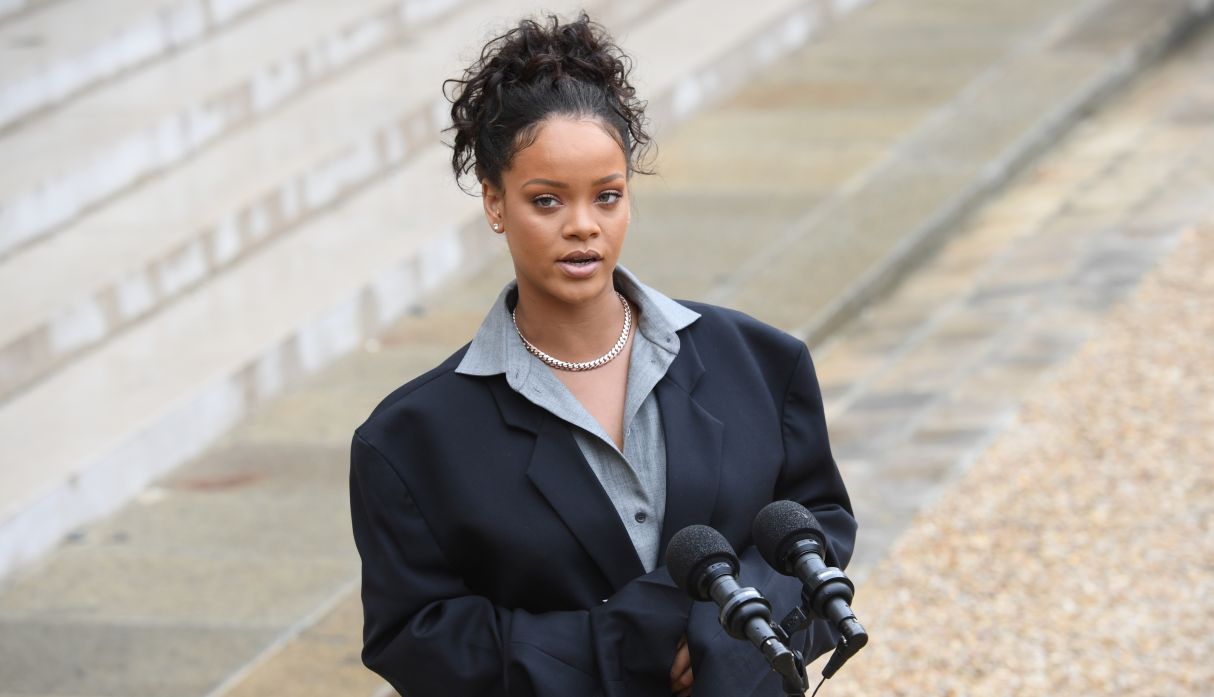 Rihanna anuncia ayuda de su fundación a víctimas de huracán Dorian en ...