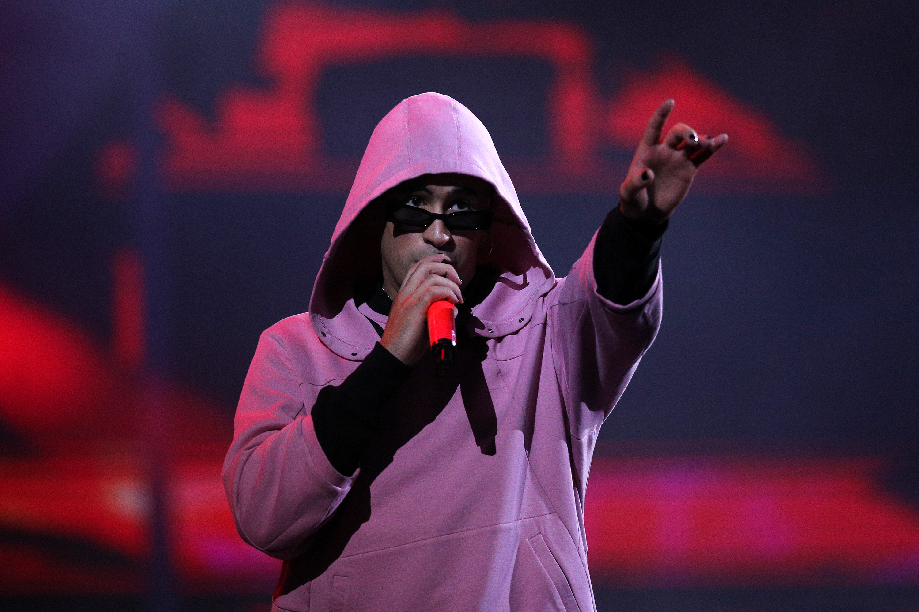 El cantante puertorriqueño Bad Bunny durante su presentación en el Festival de Viña del Mar 2019. (Foto: Claudio Reyes/ AFP)